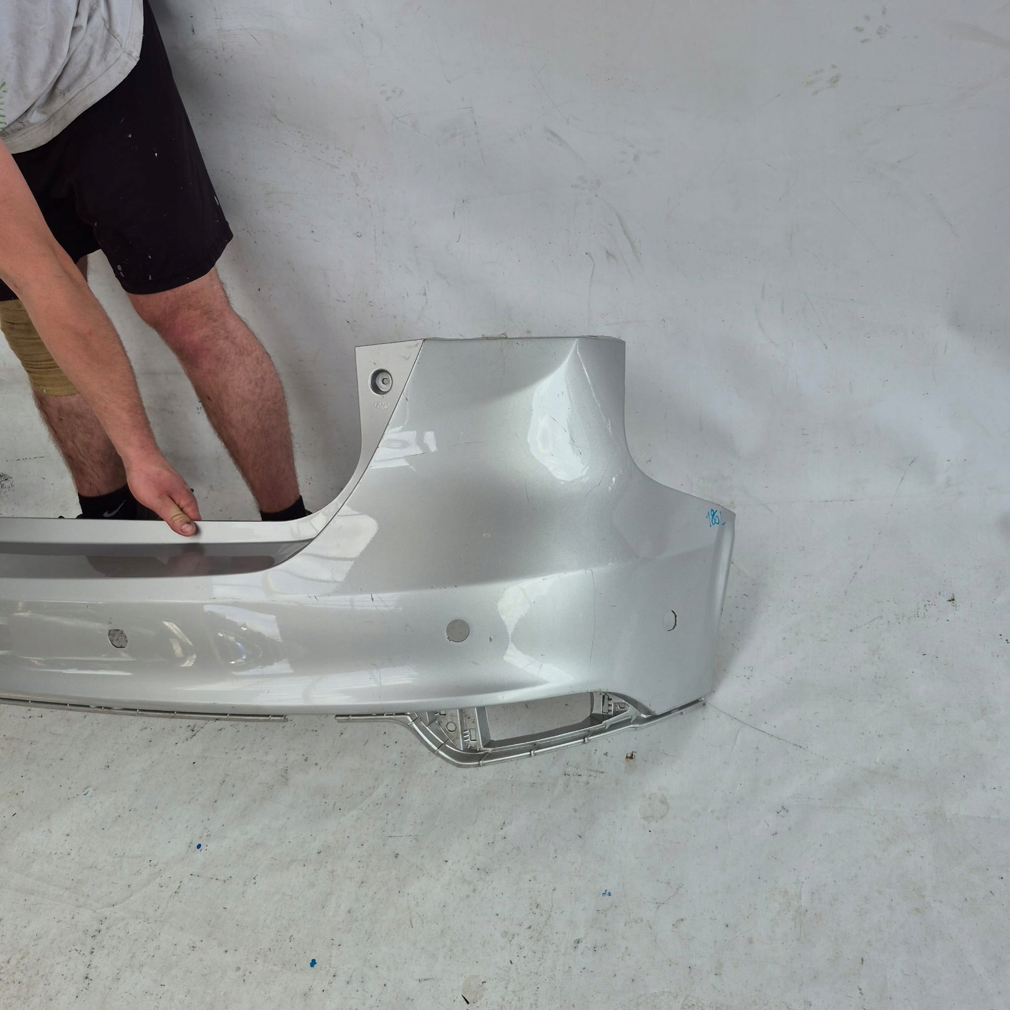 FORD FOCUS MK3 HB LIFT 14- bumper rear part rear 6XPDC