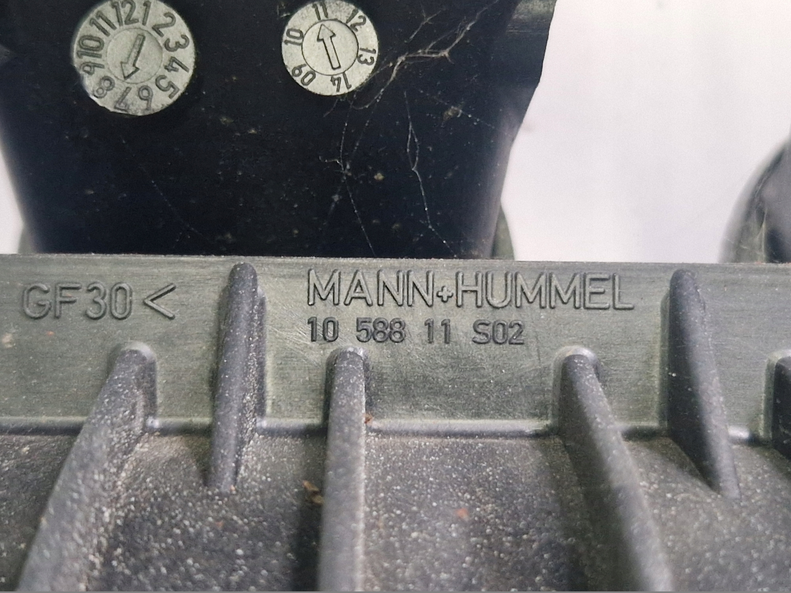 коллектор Впускный 1058811S02 SWIFT IV MK7 1.2b