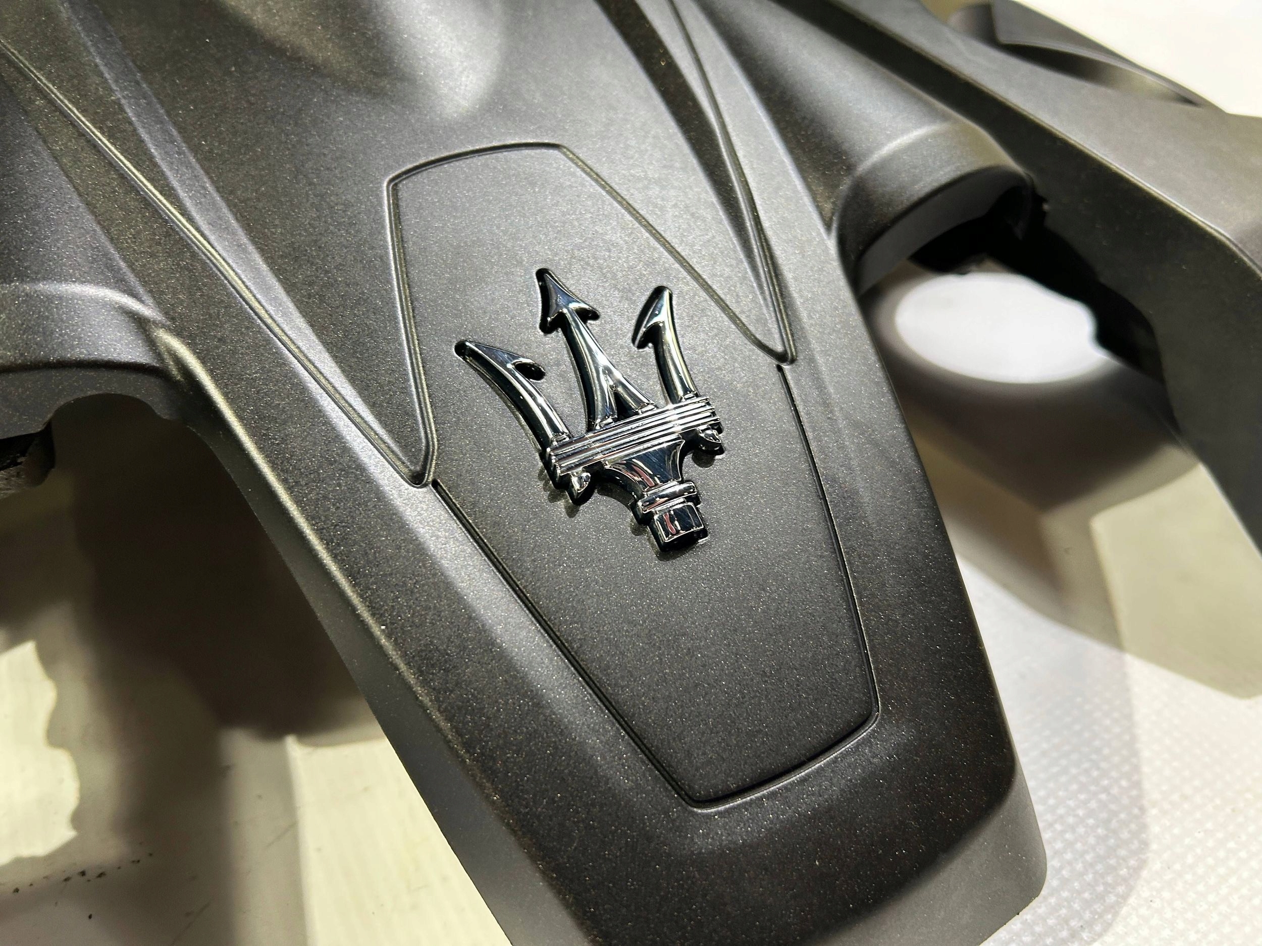 cover upper engine housing cover Maserati Quattroporte 3.8 V8 2013