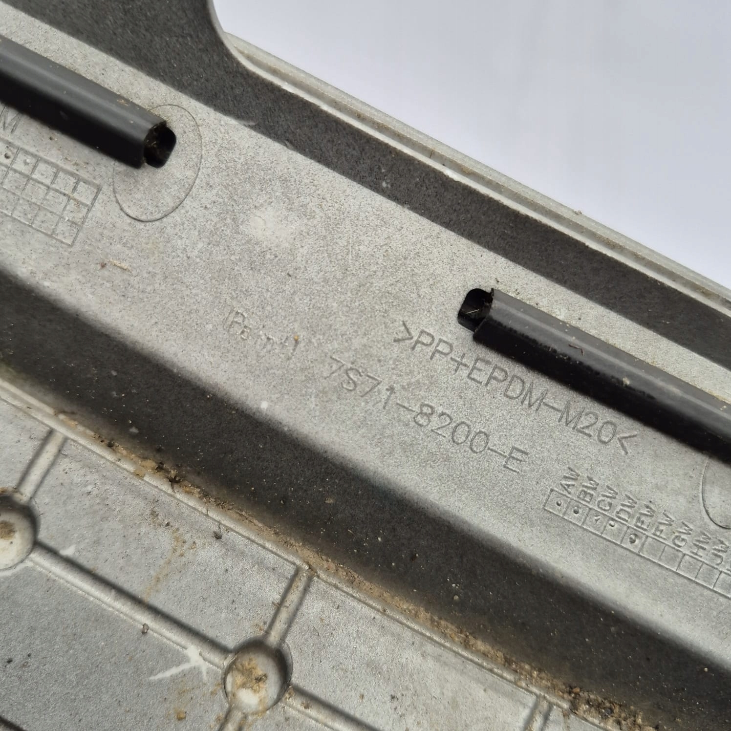 FORD MONDEO IV 4 MK4 07-10 Grill Grill