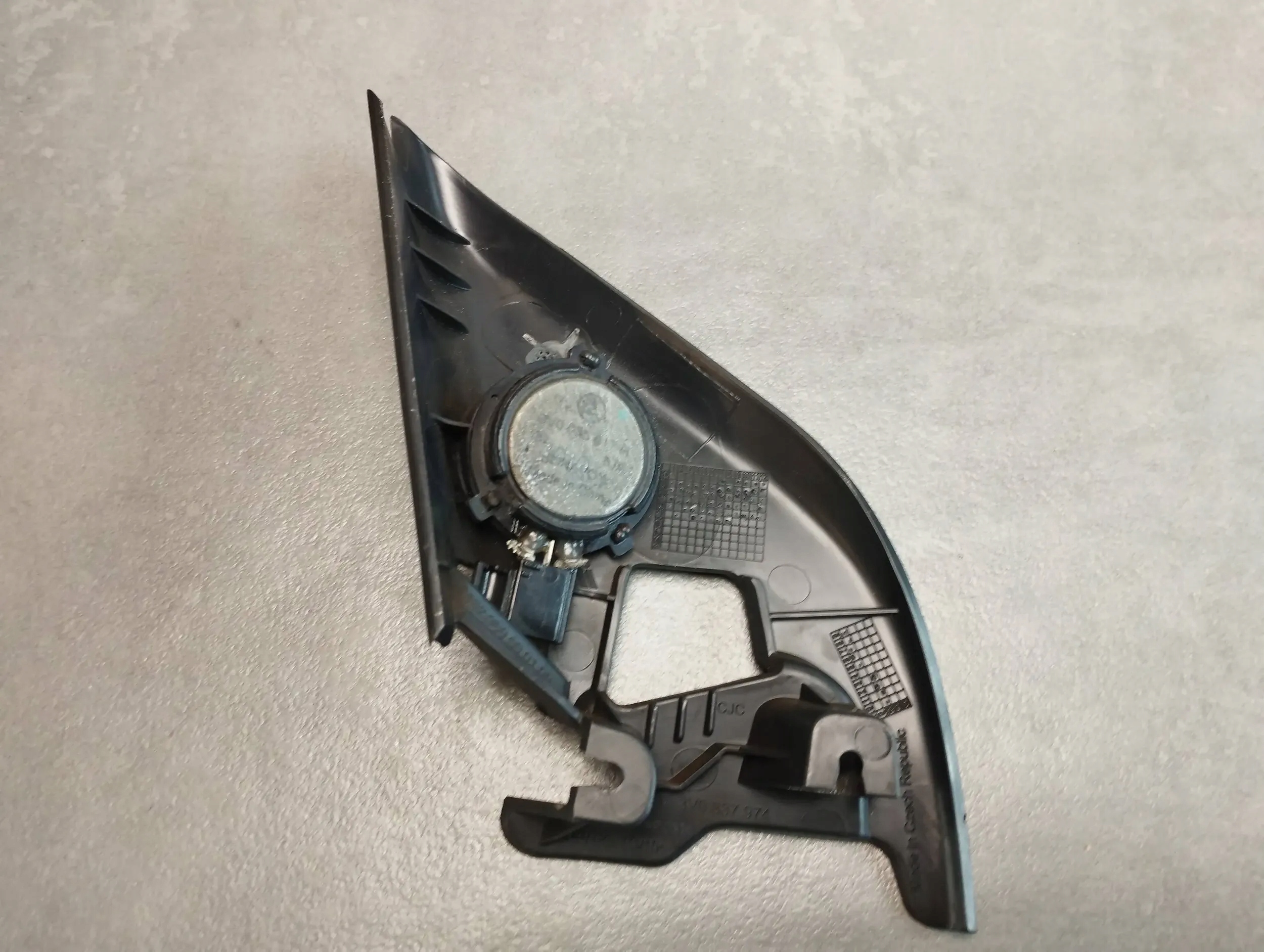 Skoda Superb 3V speaker door PRAWYCH 3V0837974