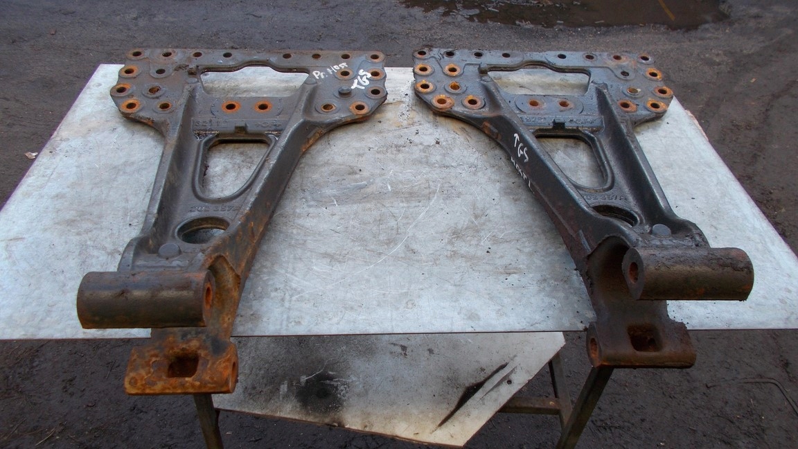 Кронштейн рами кріплення моста MAN TGS 6x2