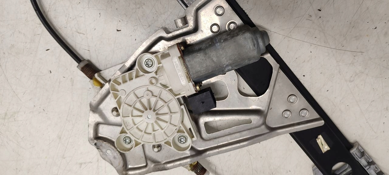 window regulator right rear part Mercedes W220
