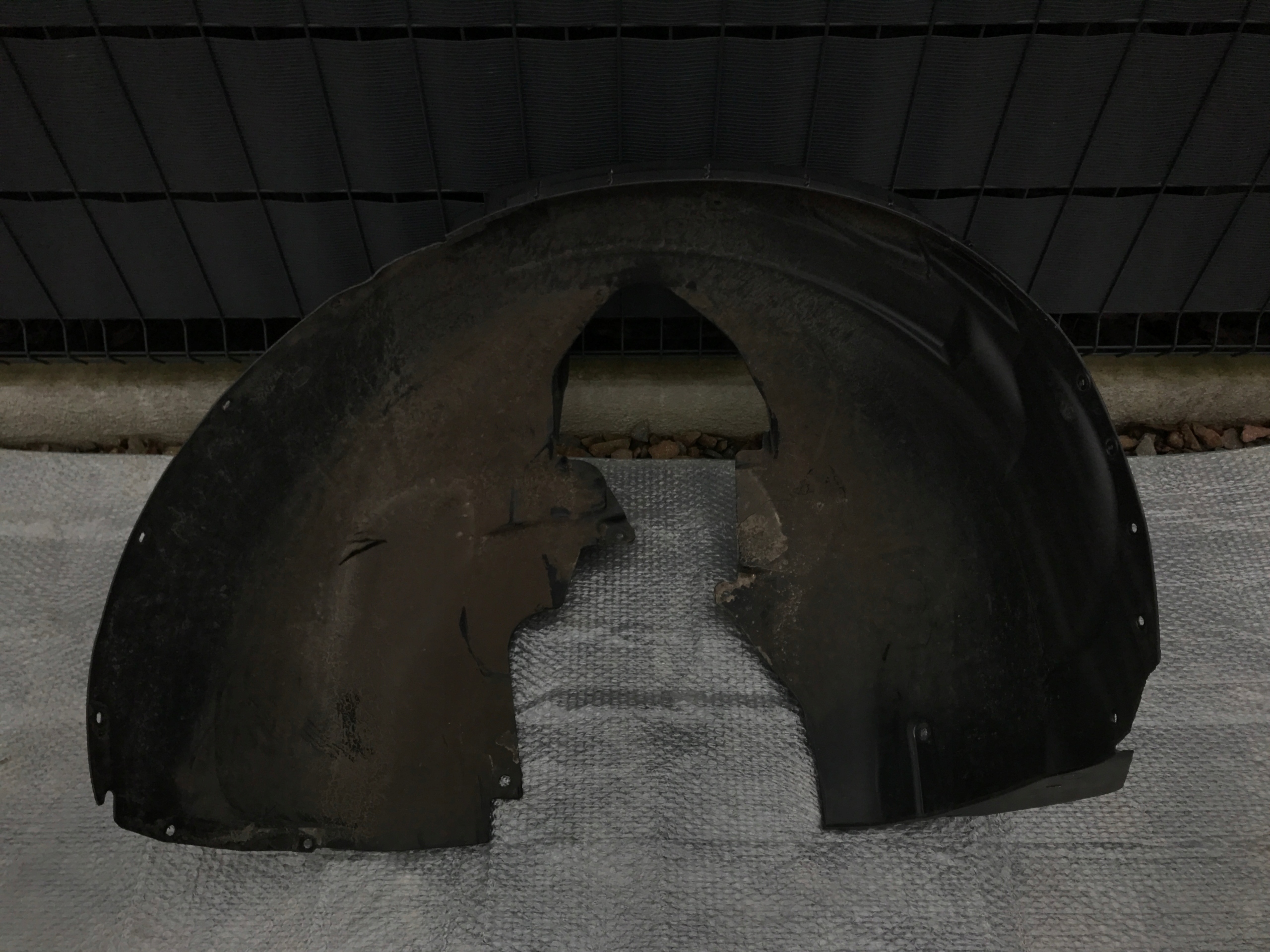 VOLVO XC60 II LEWE NADKOLE PRZÓD PRZEDNIE 2017- Producent części Volvo OE