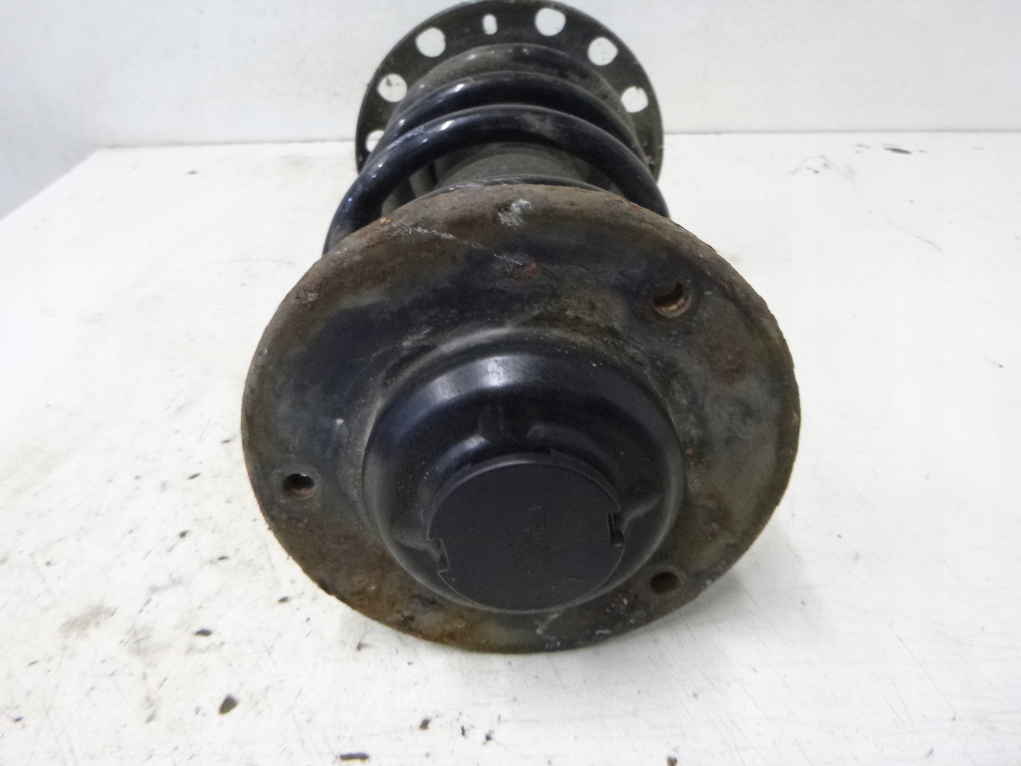 shock absorber front right Opel Signum 2.2 04r.