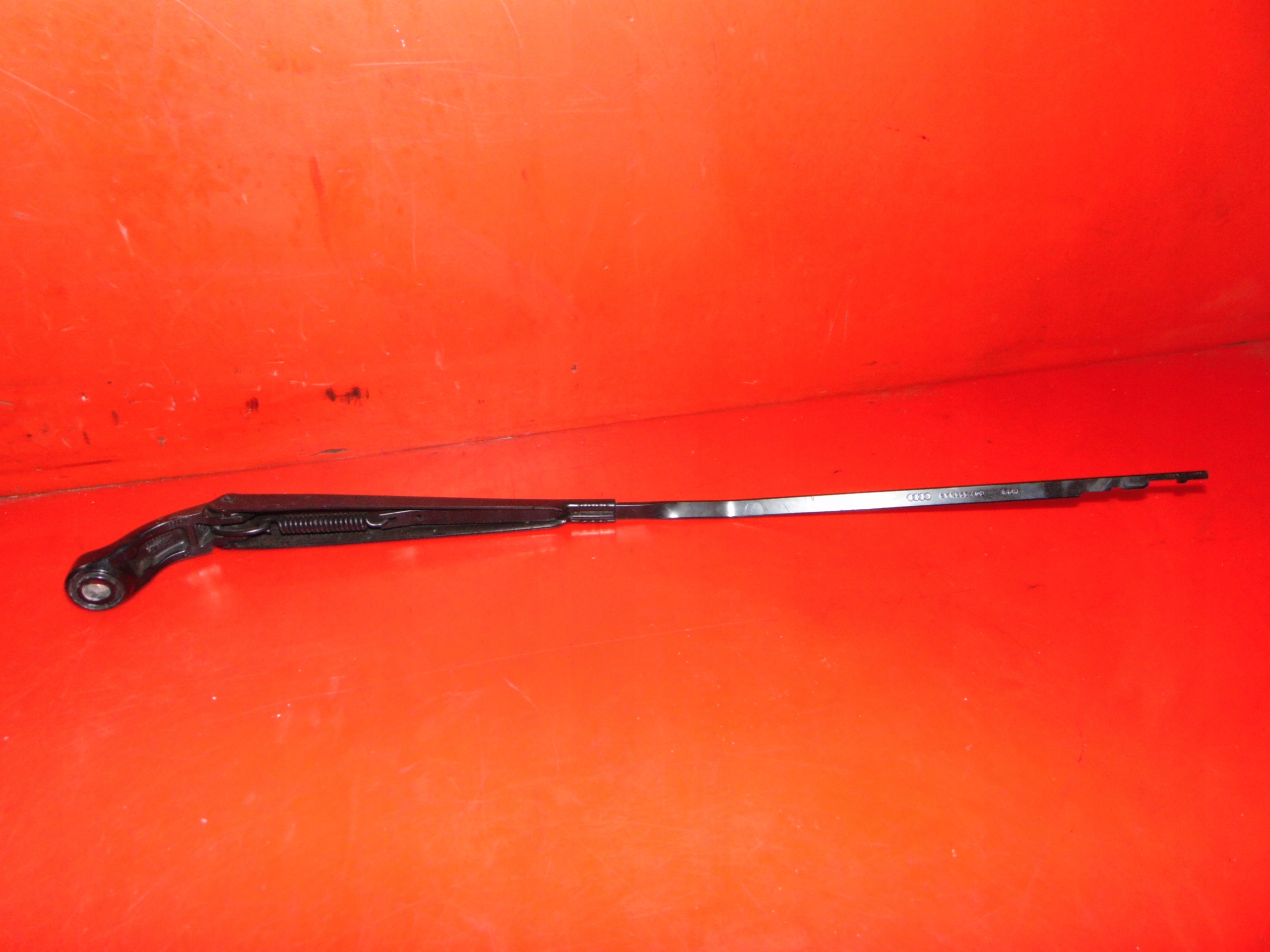 AUDI A3 8Y wiper arm right left front KPL