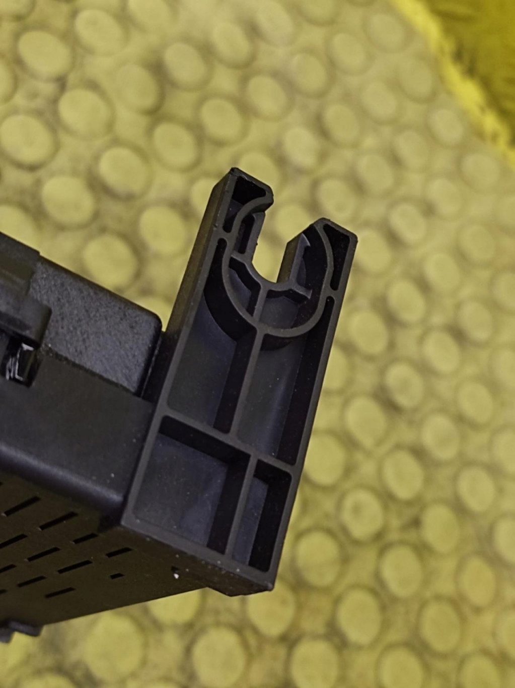 CITROEN C5 and 2.0 HDI module compartment BSI 9656530280