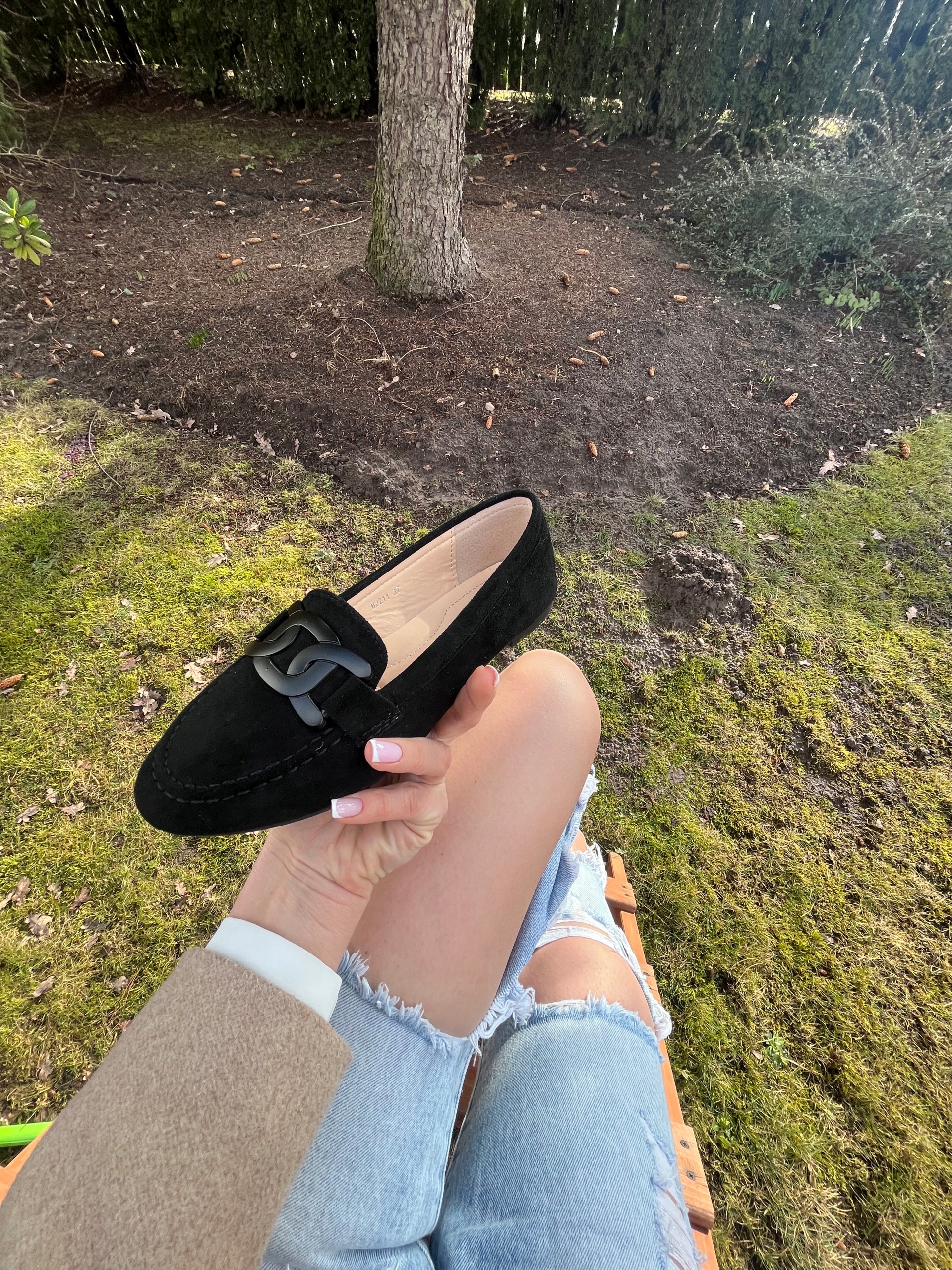 MOKASYNY DAMSKIE CZARNE Z ŁAŃCUCHEM ZAMSZOWE 38 Wzór dominujący bez wzoru