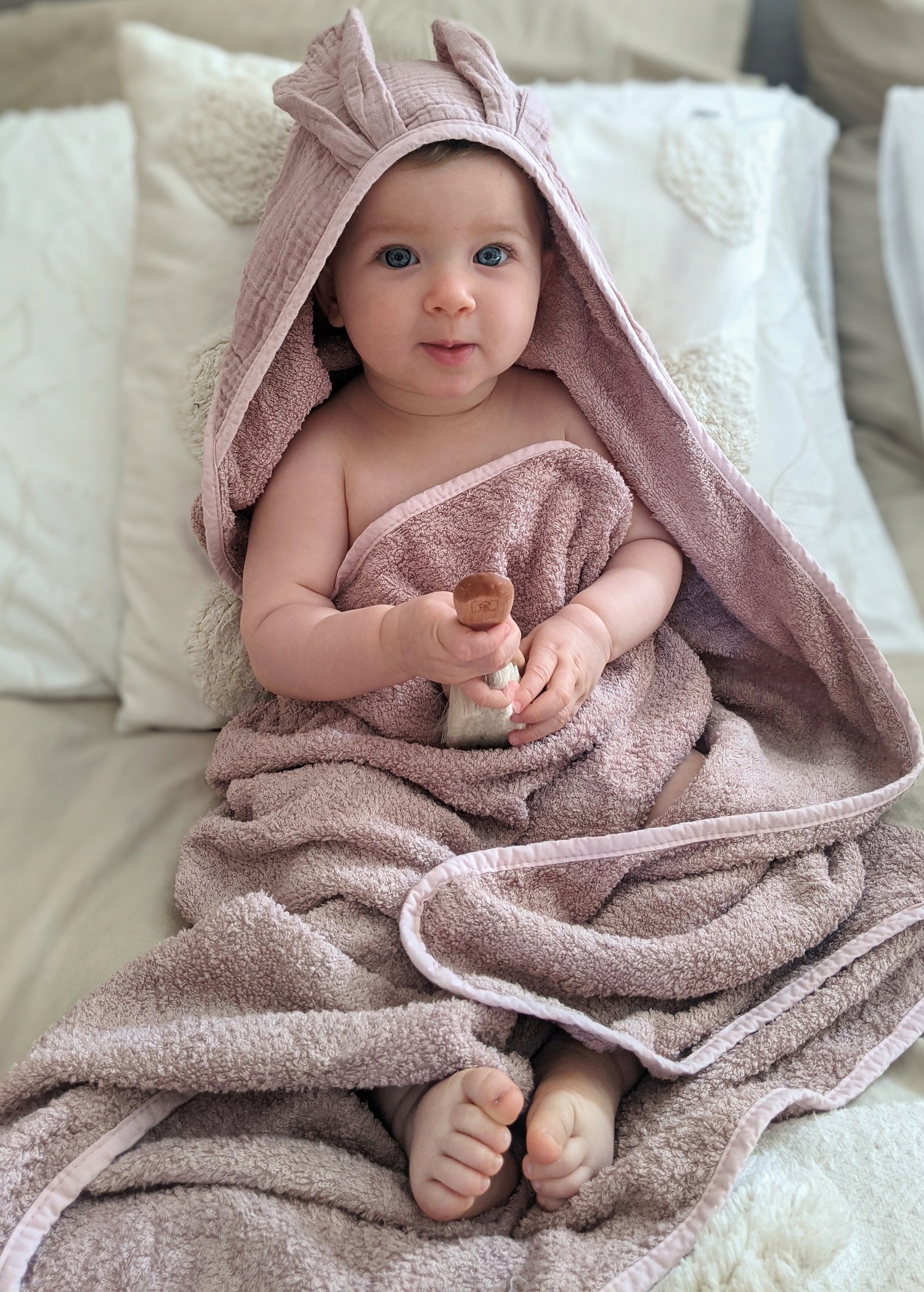 RĘCZNIK KĄPIELOWY DLA NIEMOWLĄT 100X100 BAMBUS RABBIT Długość 100 cm