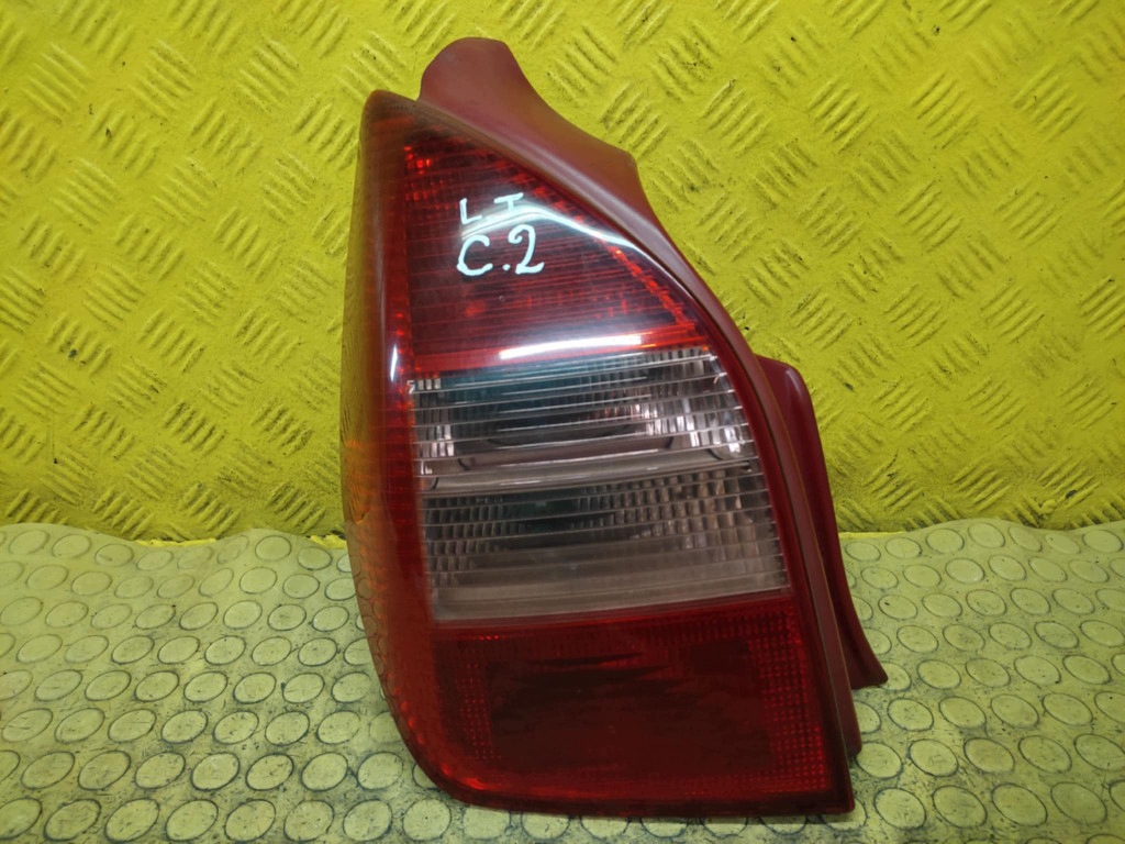 CITROEN C2 feu gauche arrière 9649864580