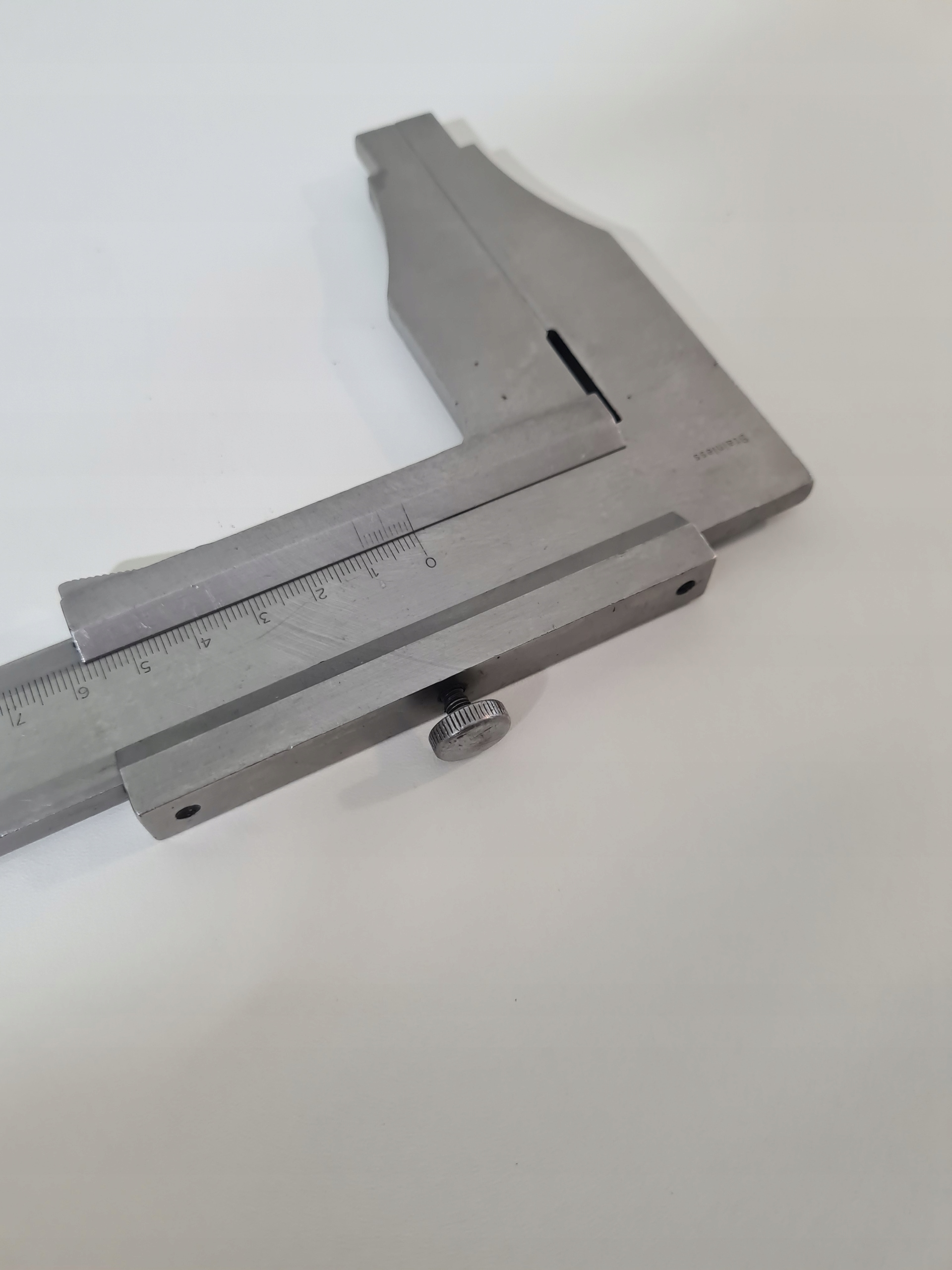 Suwmiarka 630mm Rodzaj analogowa