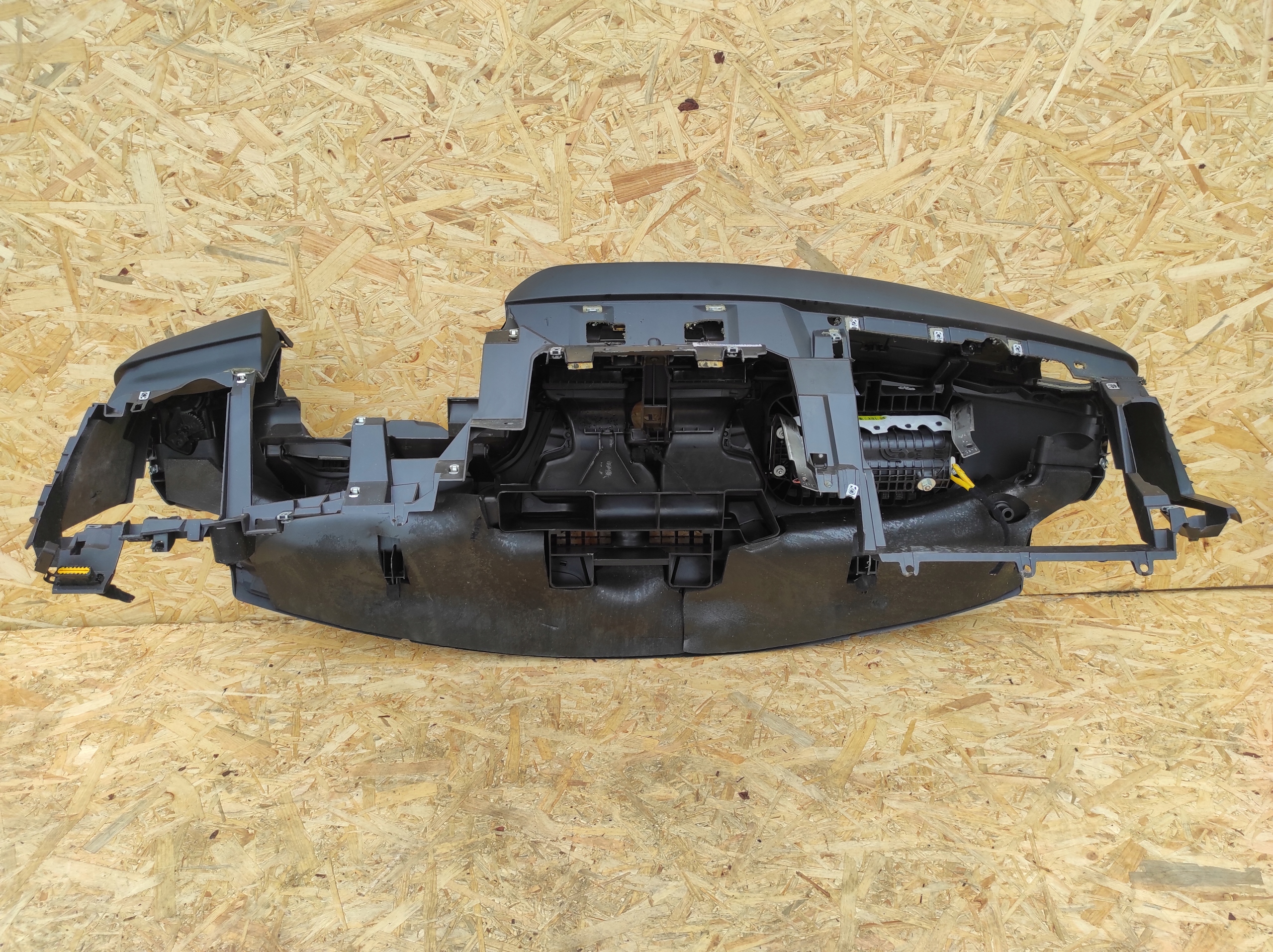 торпеда консоль ALFA ROMEO GIULIETTA РЕСТАЙЛИНГ