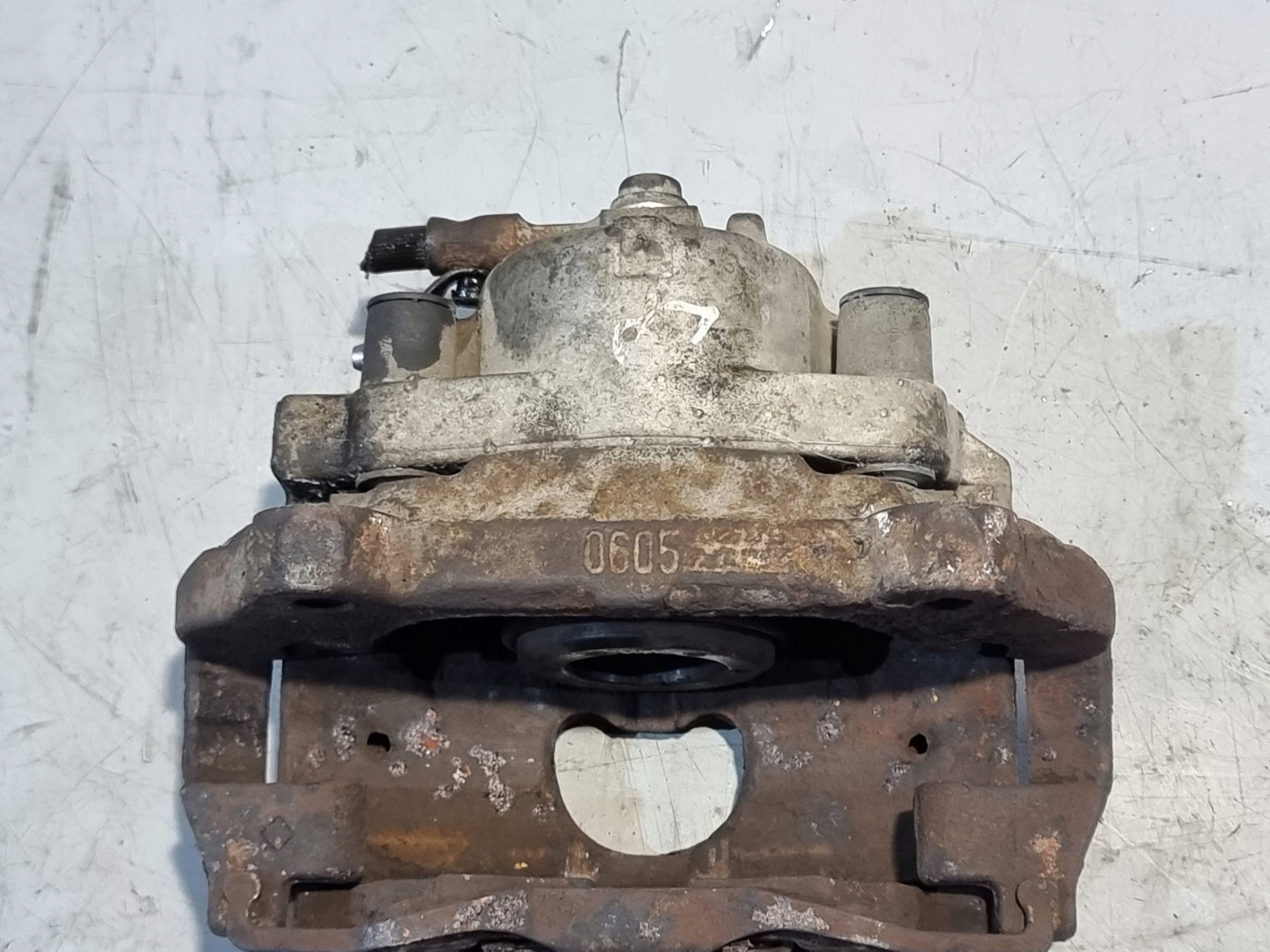caliper brake left front OPEL SIGNUM 1.8B 16V 90kW 03r