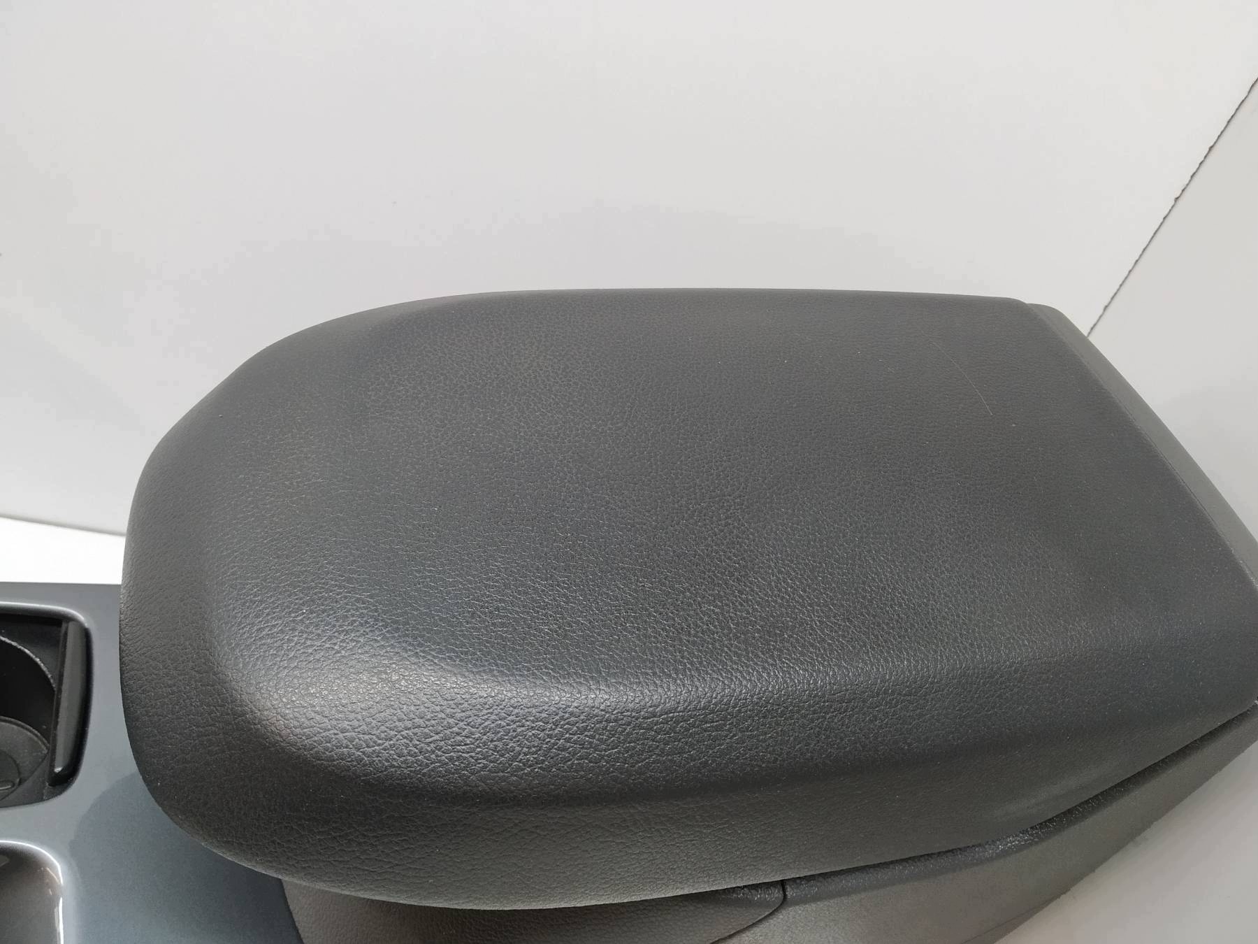 TUNEL media bracciolo MK1 Ford Kuga e (2008-2012)