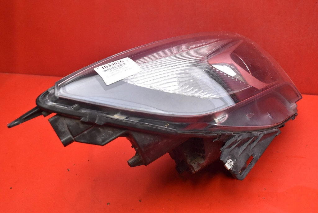 REFLEKTOR right light front lens EU 39009022 OPEL ZAFIRA C 12-16