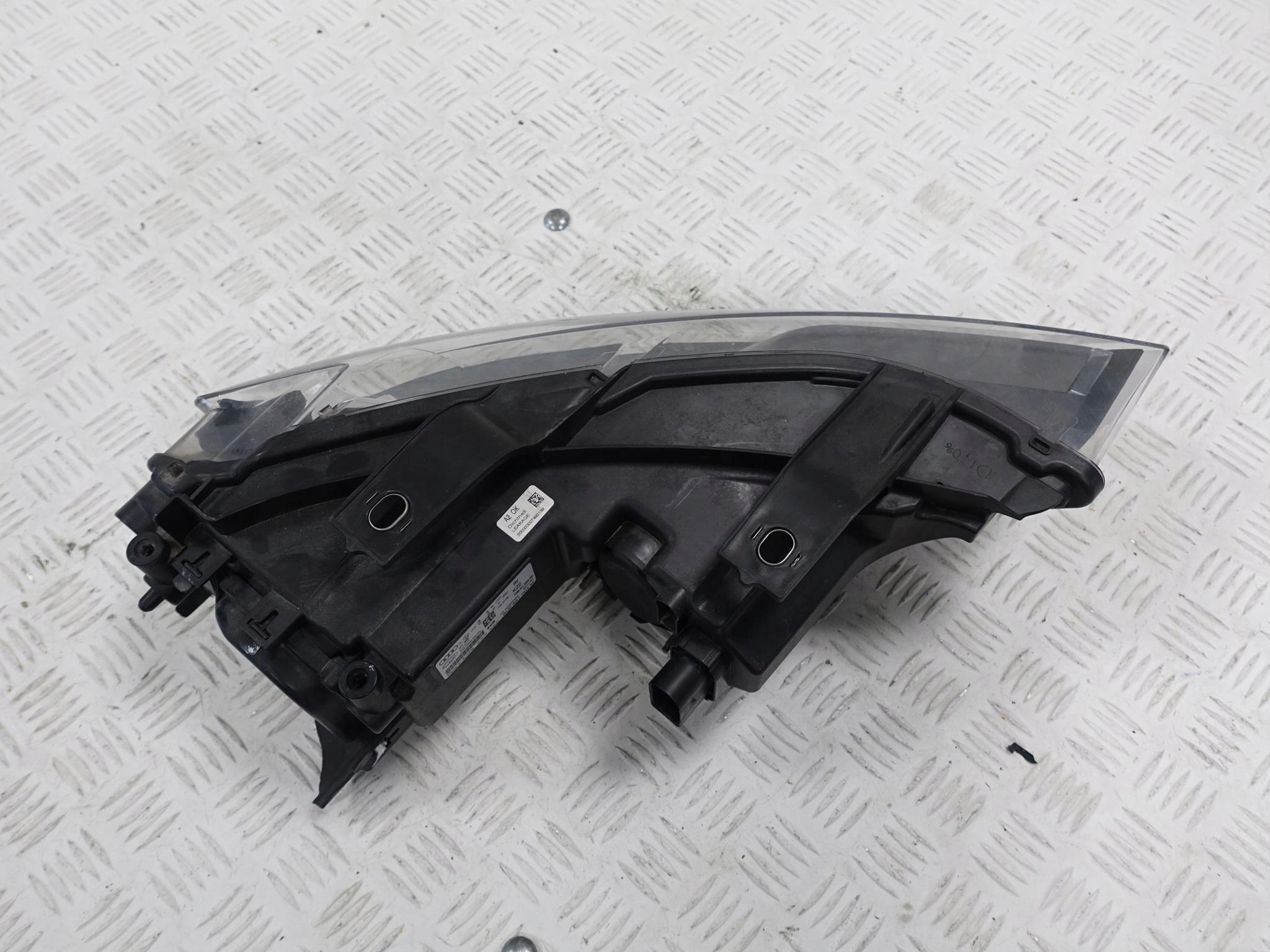 AUDI Q3 8U0 ZWYKLA H7 left EU front light