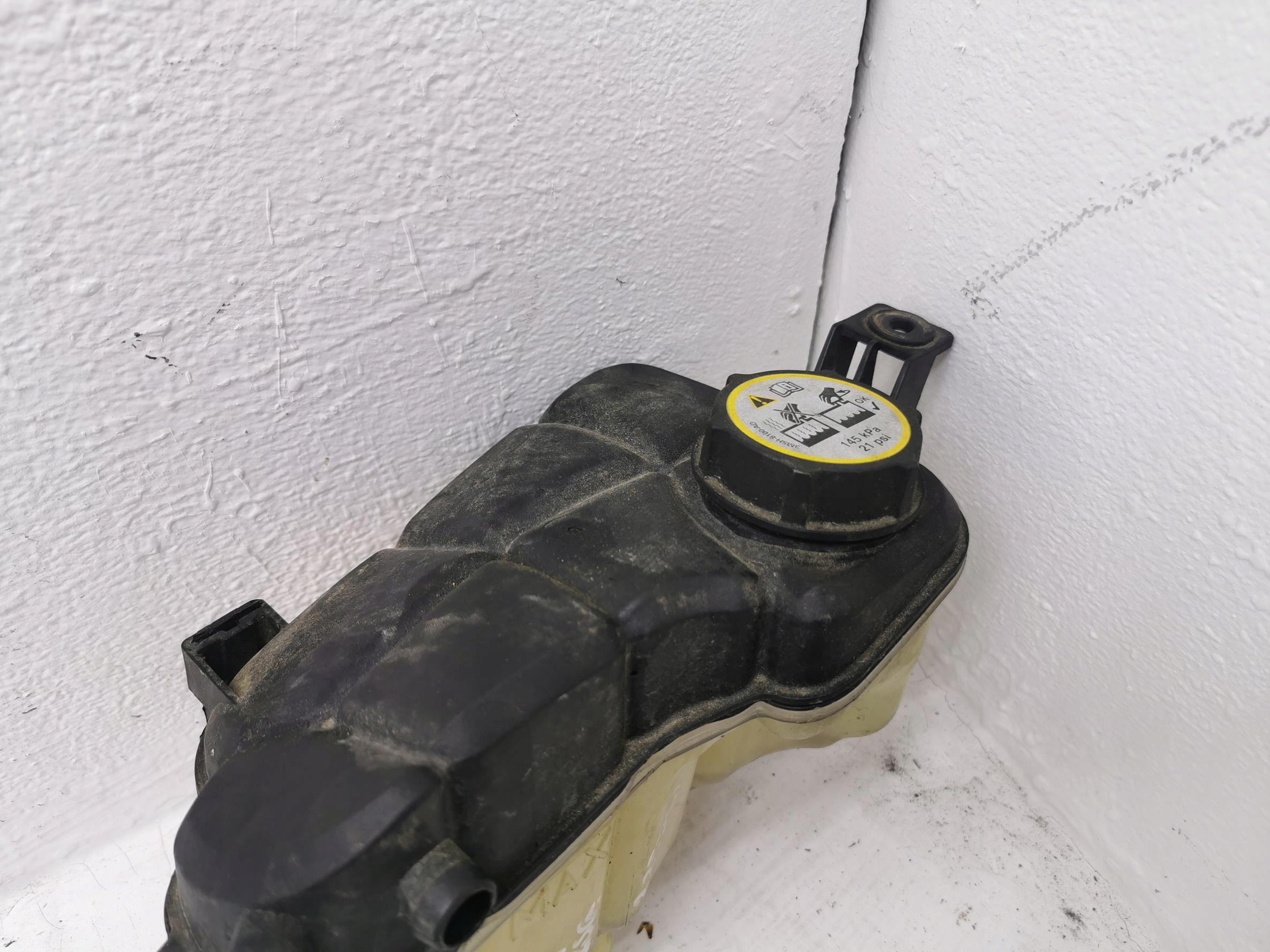 Scheibenwaschbehälter FORD MONDEO MK4 2.2 TDCI