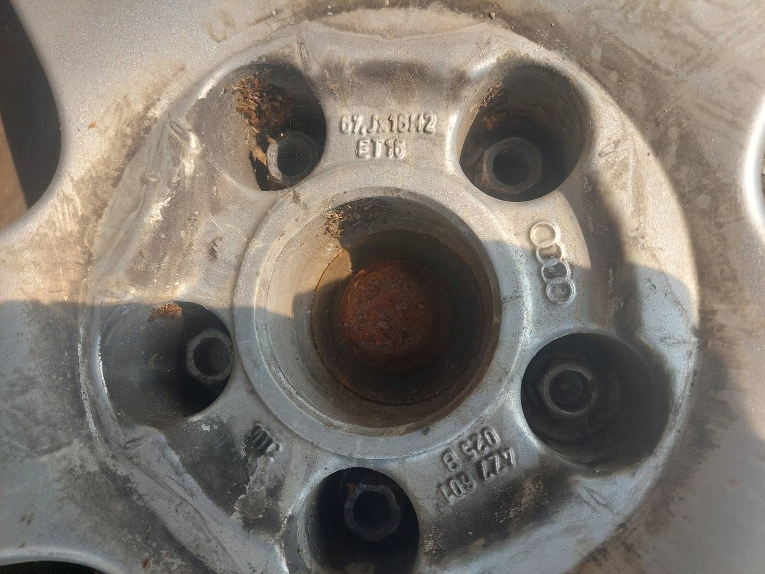 disk hliníkový 4 SZT 16 6.5J ET18 AUDI A6 C5