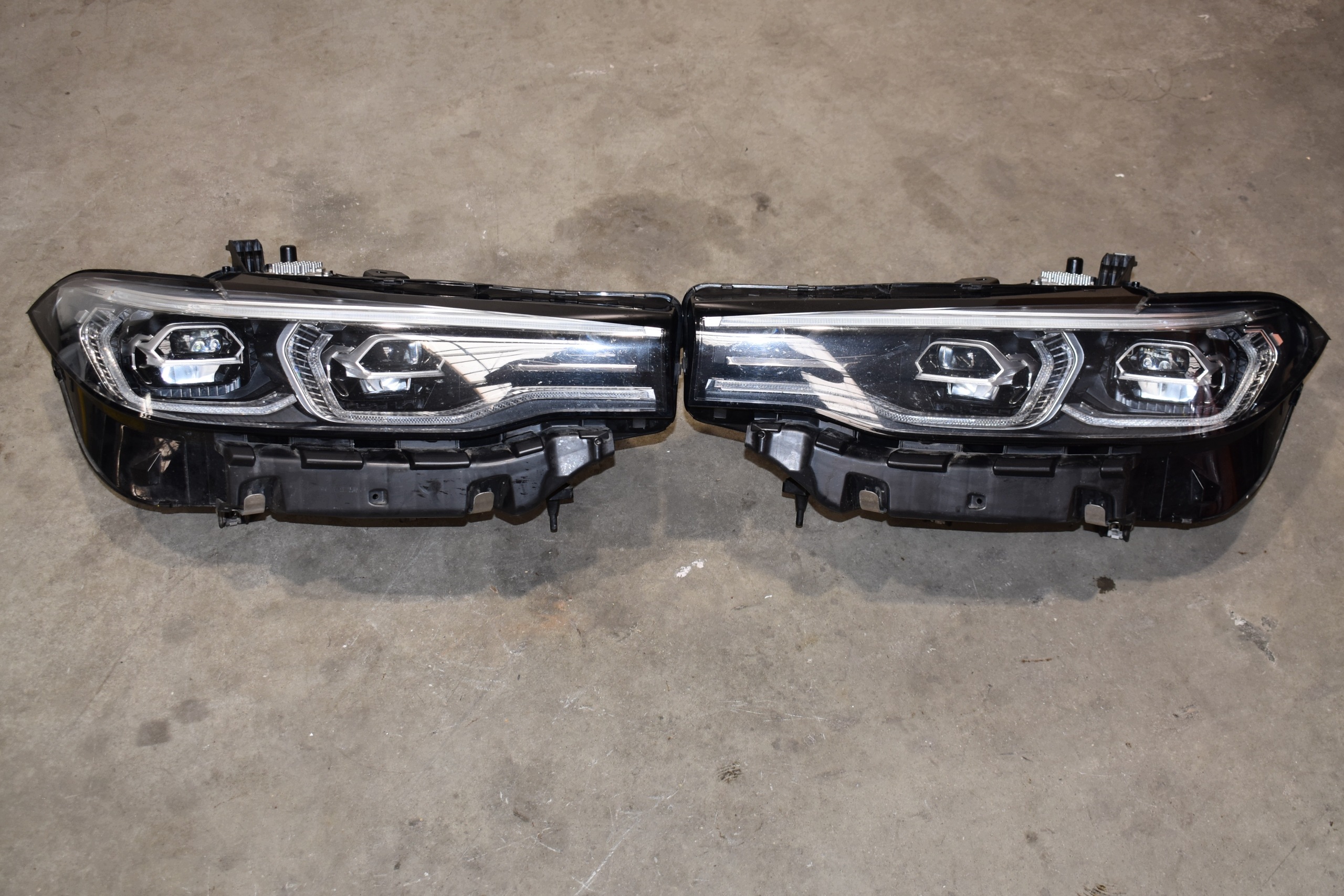 IDEALNE lights front front KPL. + MODULY BMW G07 X7 EUROPA 1
