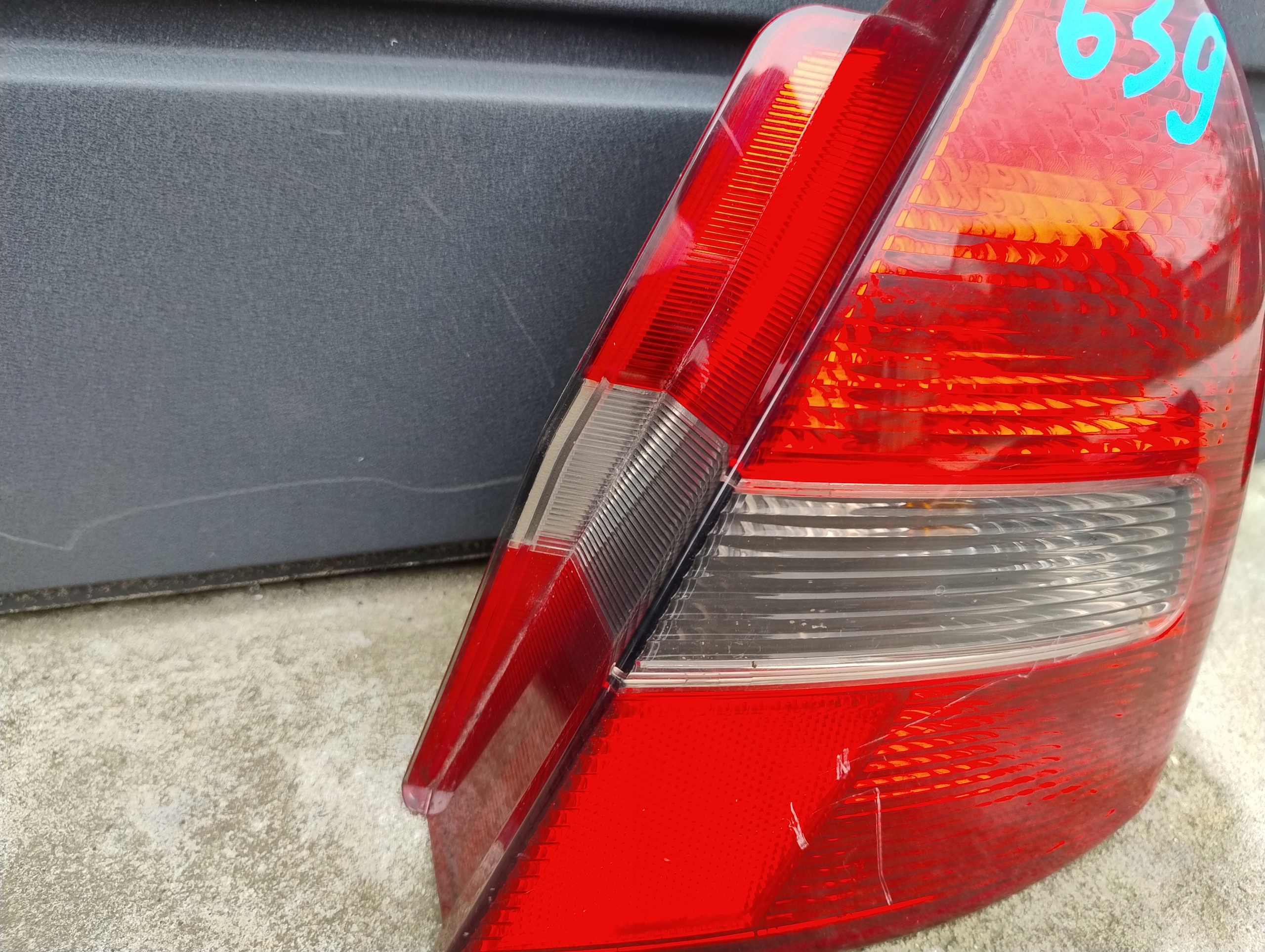 light right rear part right rear MITSUBISHI CARISMA LIFT 151086