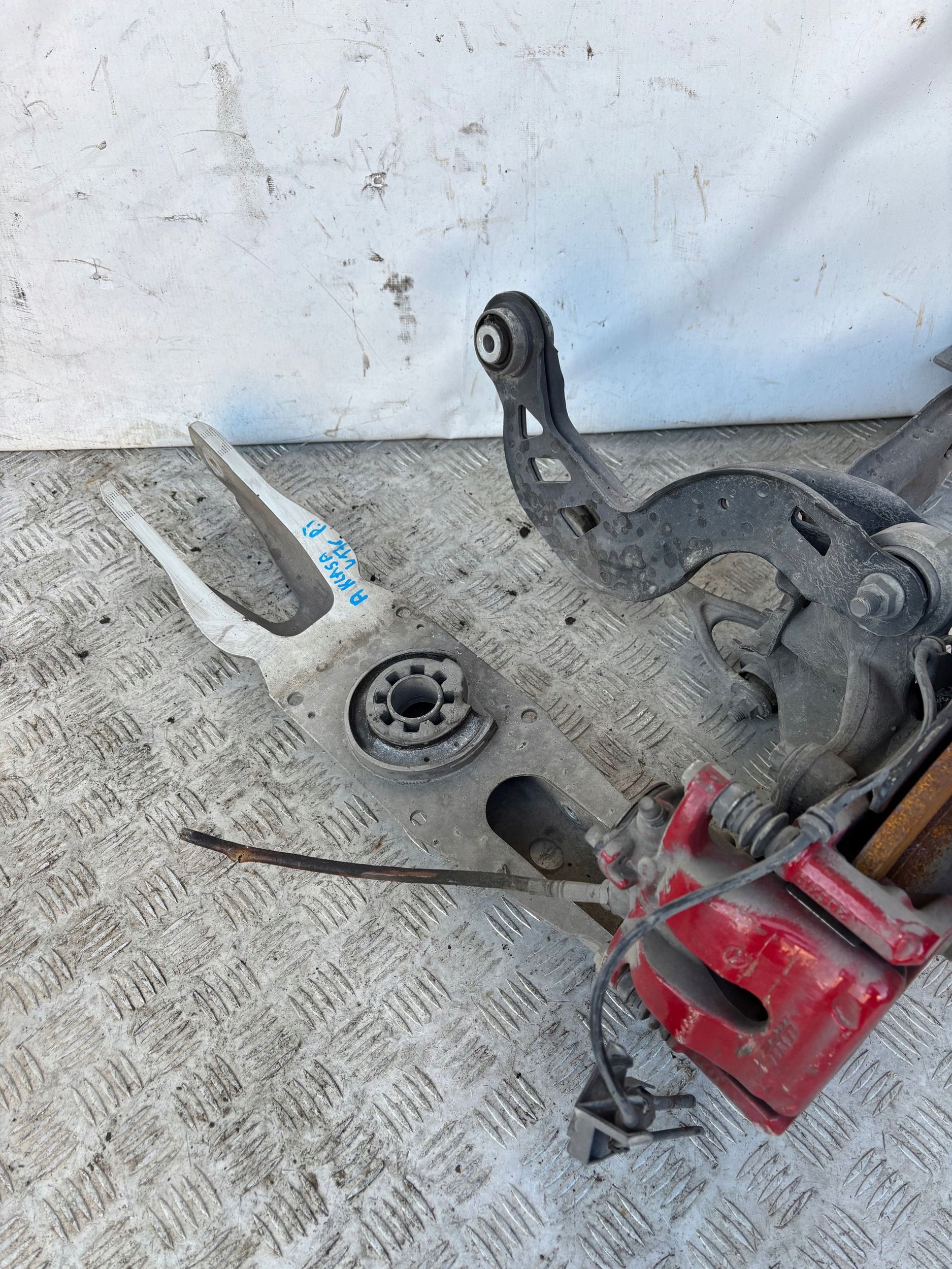 swing rear right arm MERCEDES A KLASA W176 12