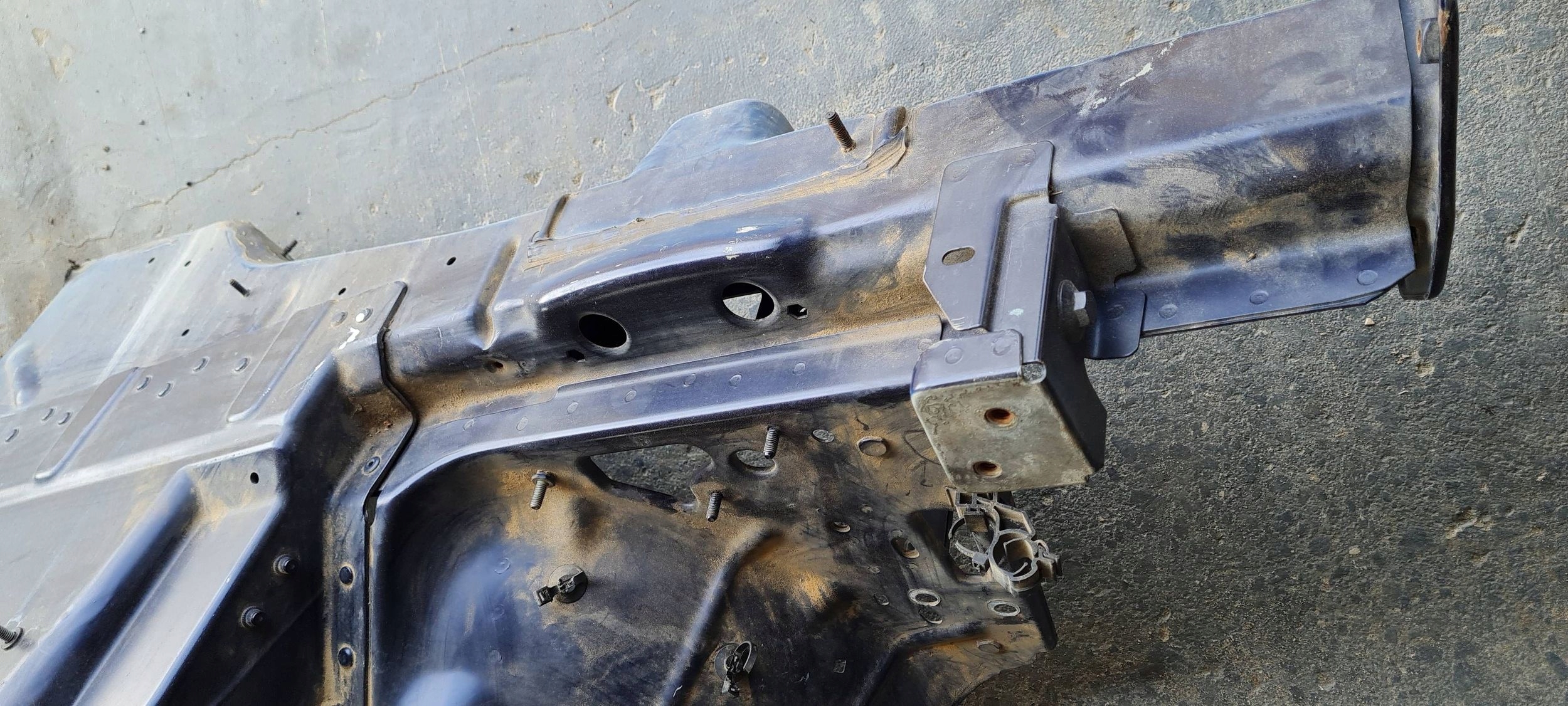 Maserati Quattroporte VI quarter right right front quarter