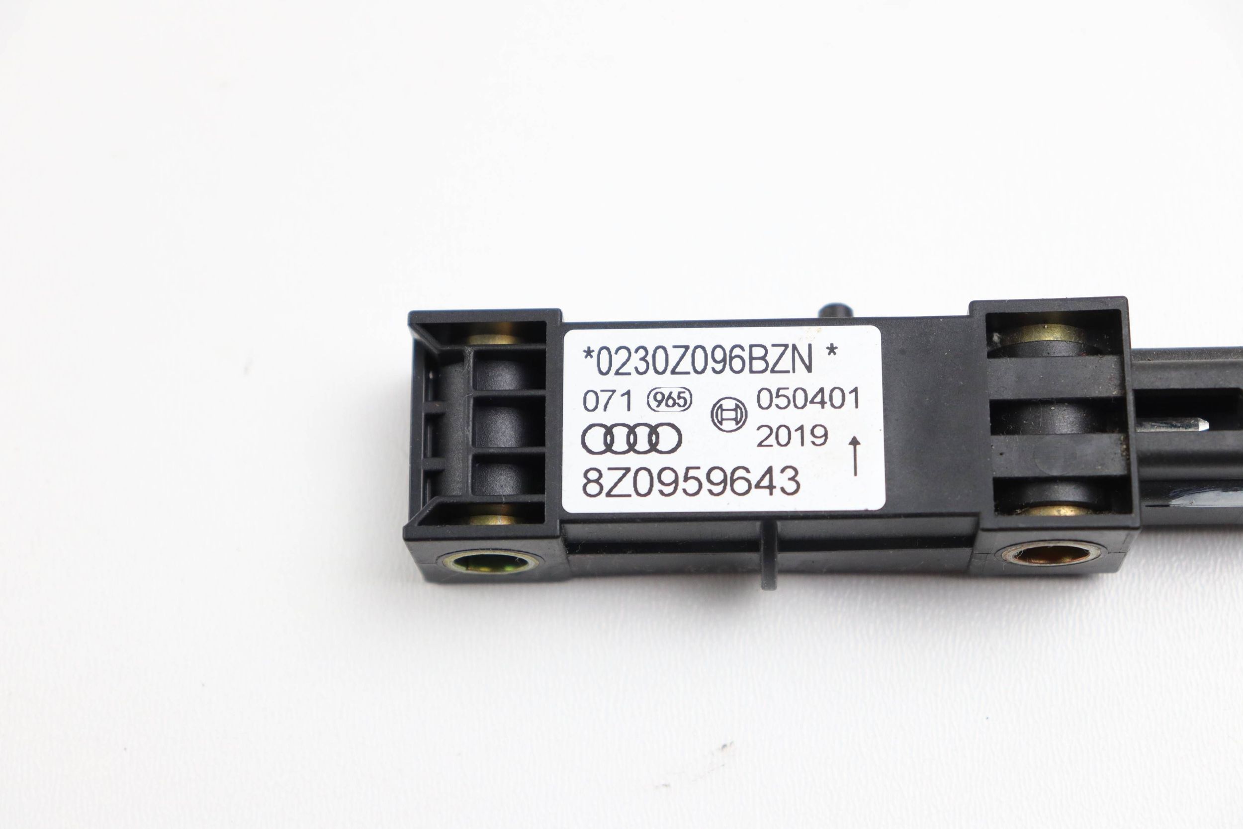 AUDI A2 impact sensor airbag 8Z0959643