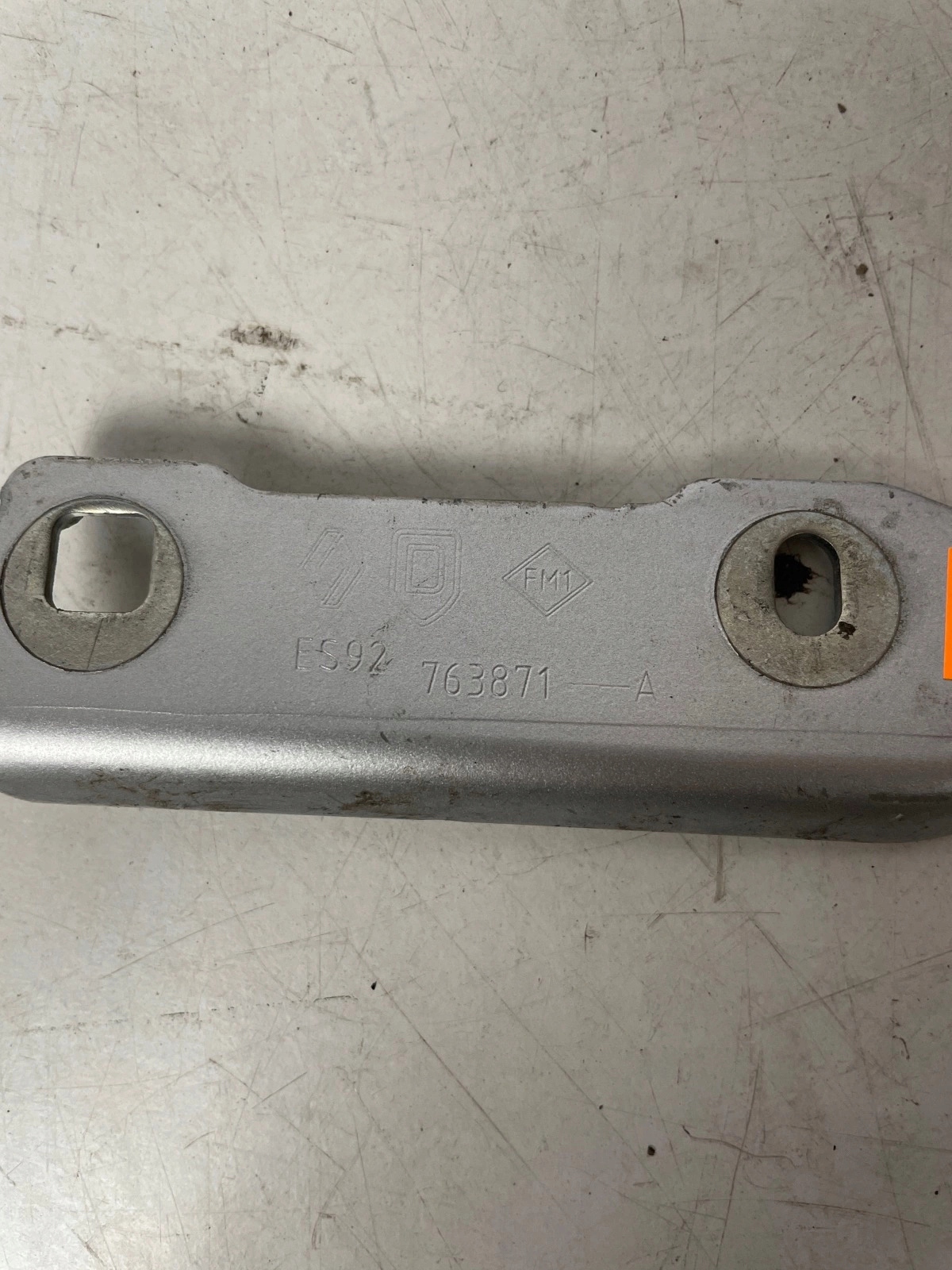 hinge bonnets front front left Dacia Sandero Logan Stepway and