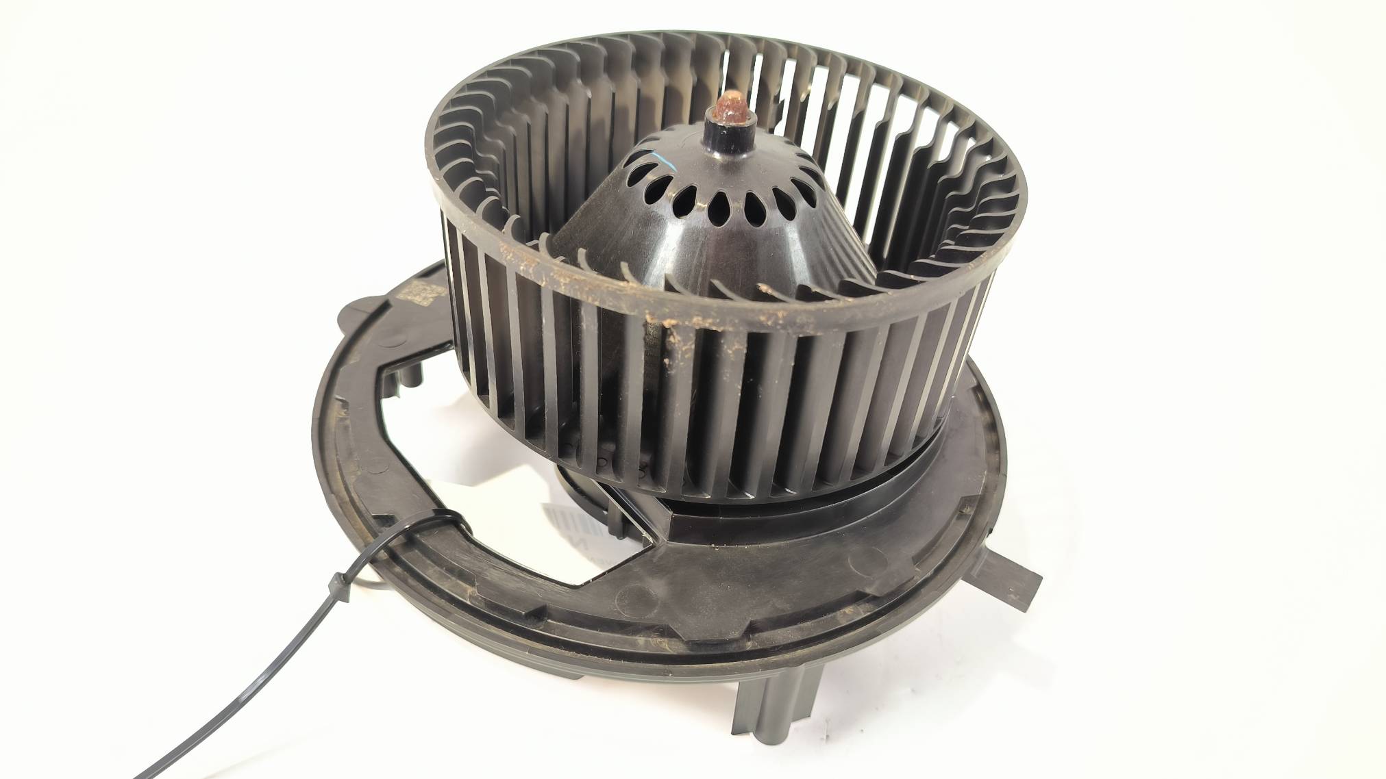 ventilator kabinski 5WB819015 SKODA SUPERB III