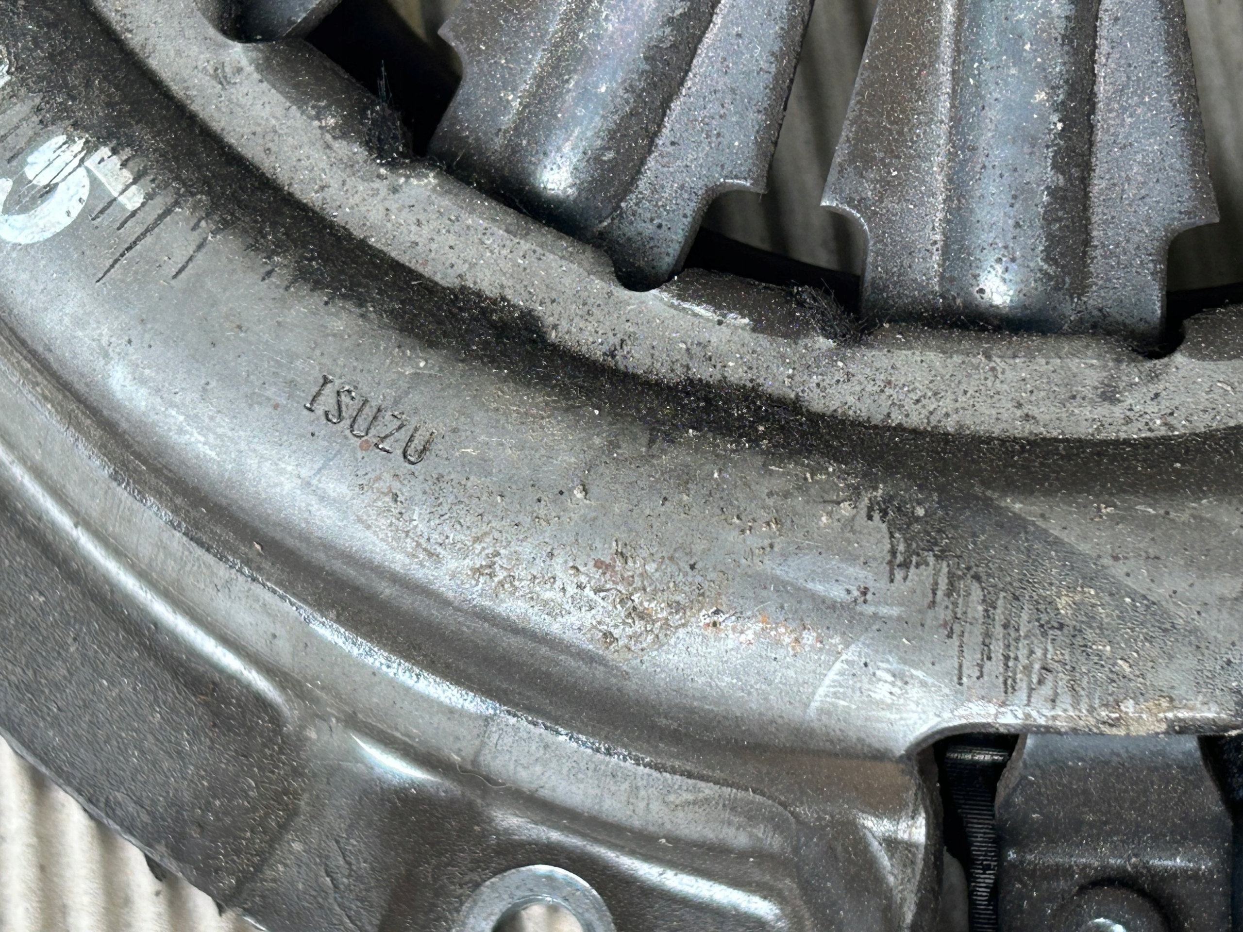 ISUZU D-MAX II 2,5 D de pression Embrayage Disque