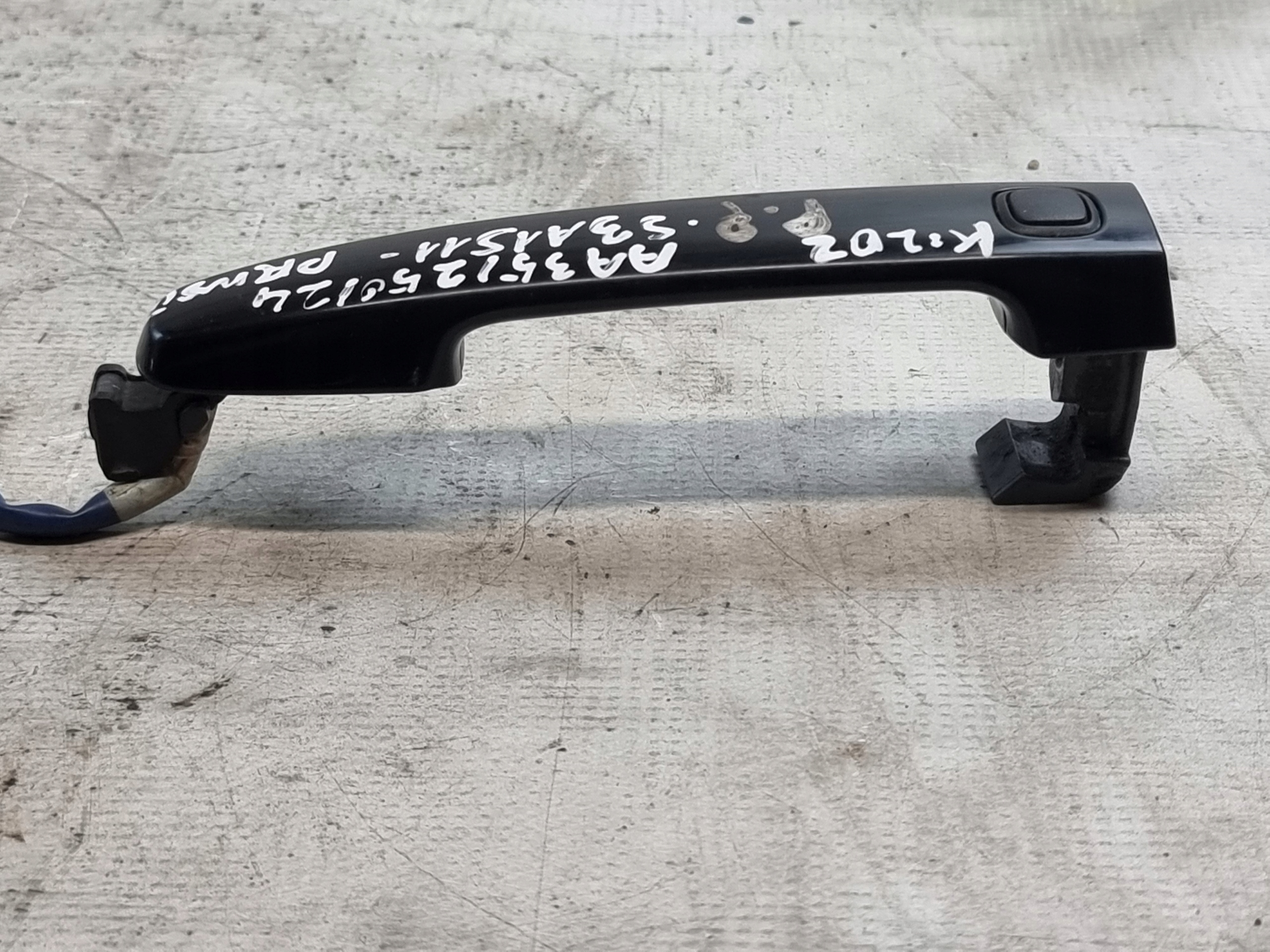 handle exterior right front K: 202 TOYOTA PRIUS II 08r