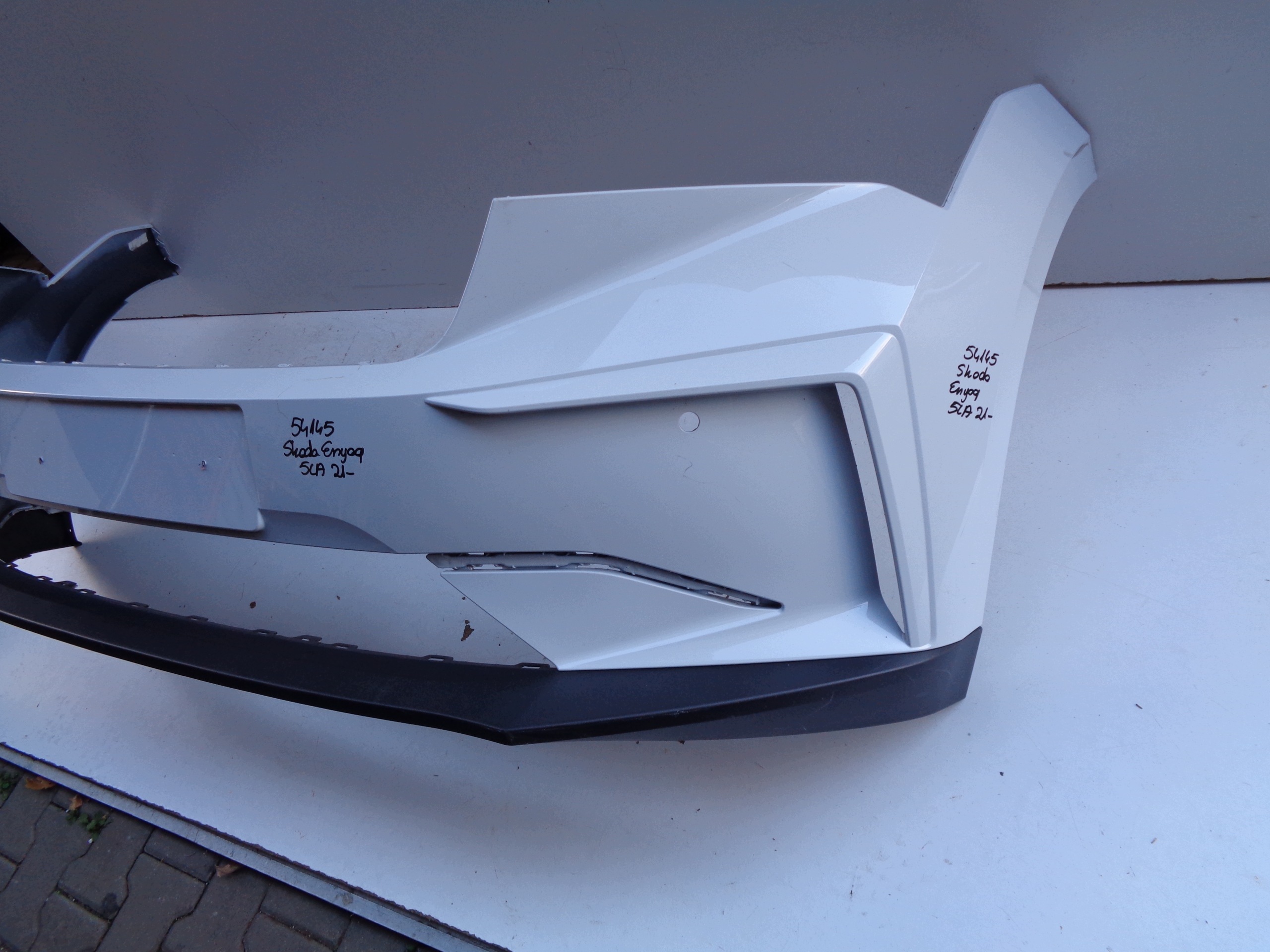 front bumper SKODA ENYAQ 5LA 21- NR 54145