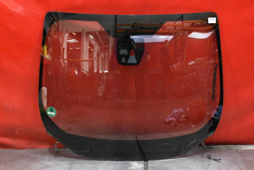 window front front iron PODGRZEWANA FORD KUGA MK2 13-20