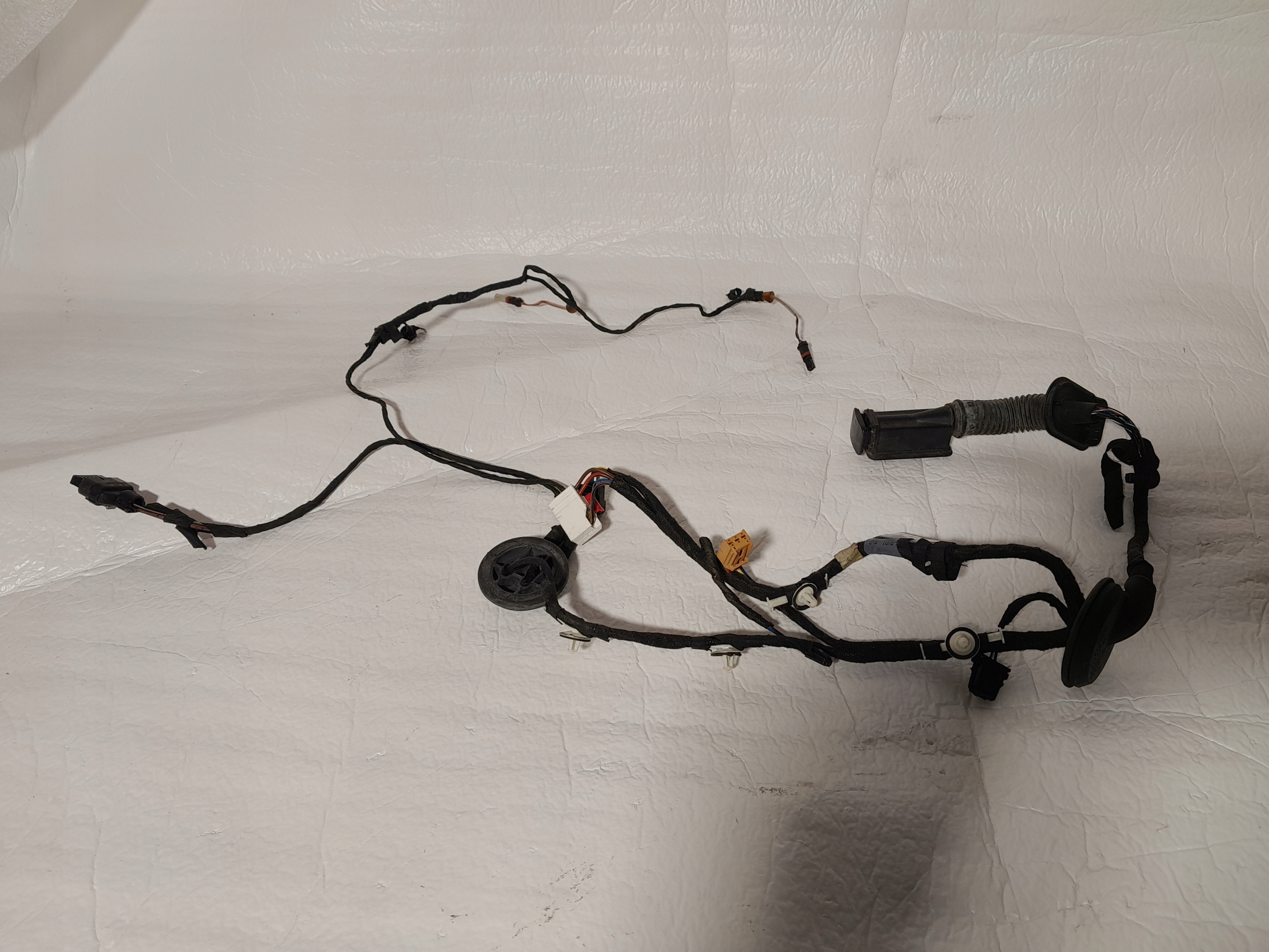 AUDI A4 B9 bundle door right rear part 8W0971687AD