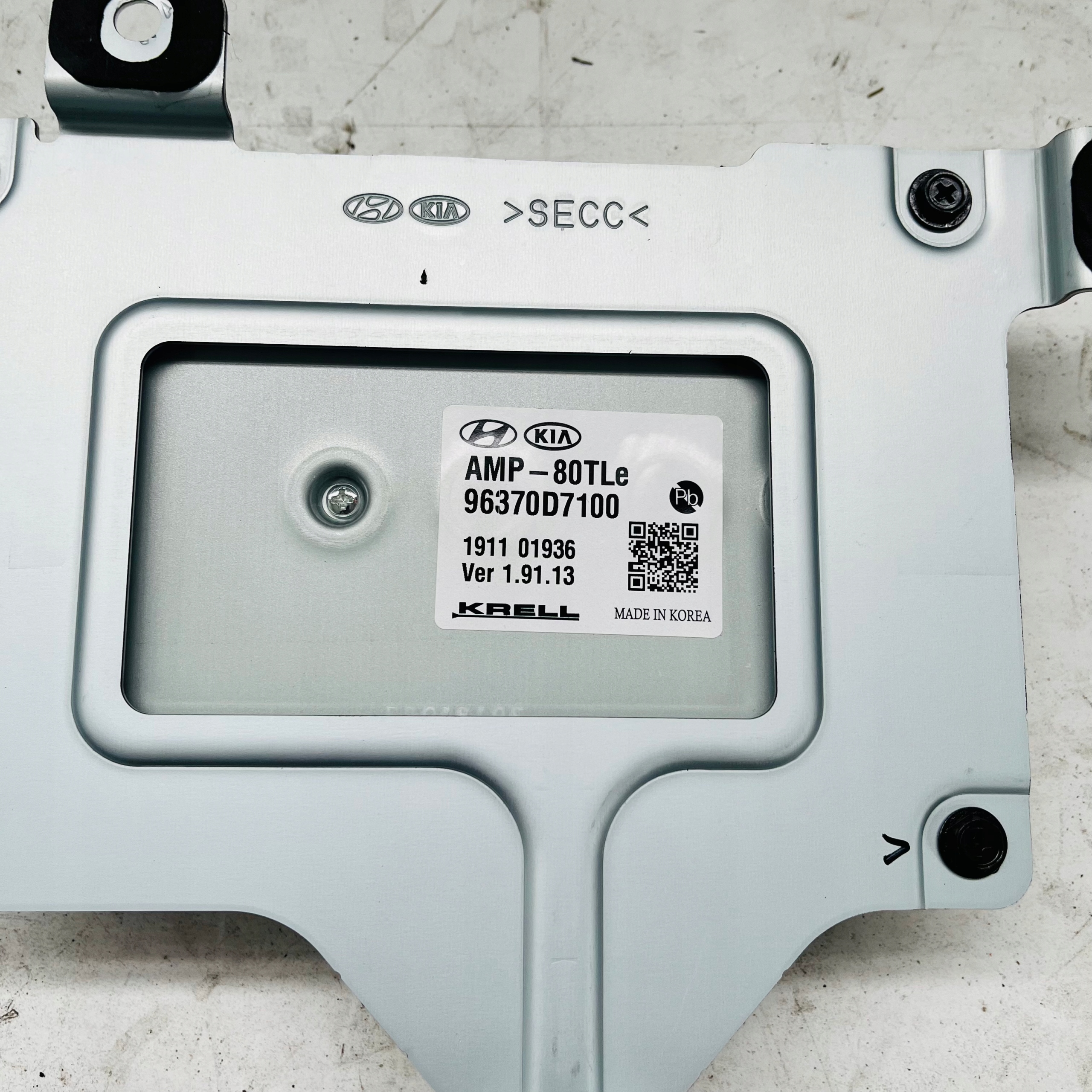 WZMACNIACZ AUDIO TUCSON III 96370D7100 2020r Producent części Hyundai OE