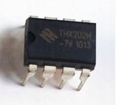 Stabilizator nieregulowany THX202H