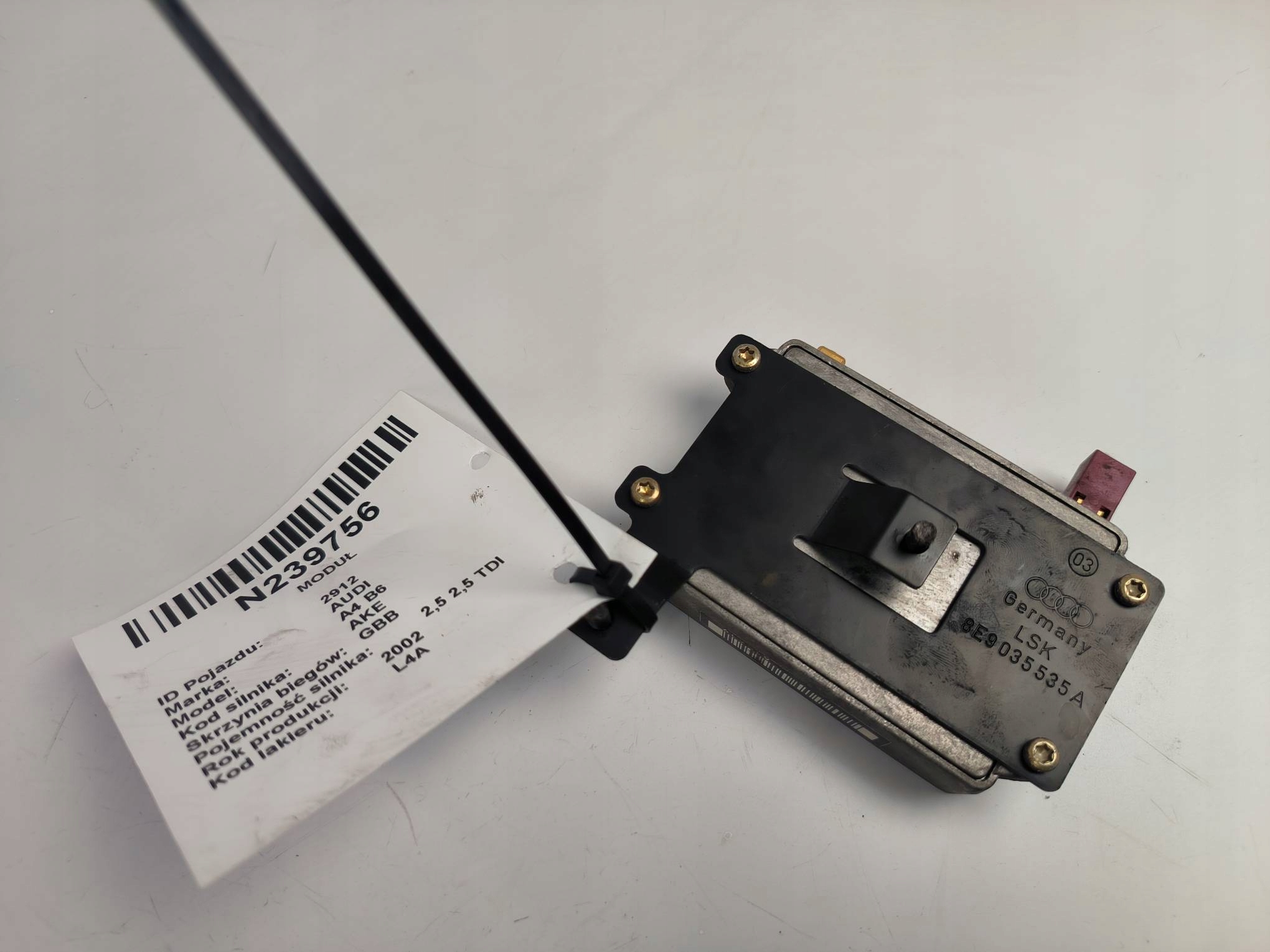 module 8E0035456 amplifier ANTENY AUDI A4 B6