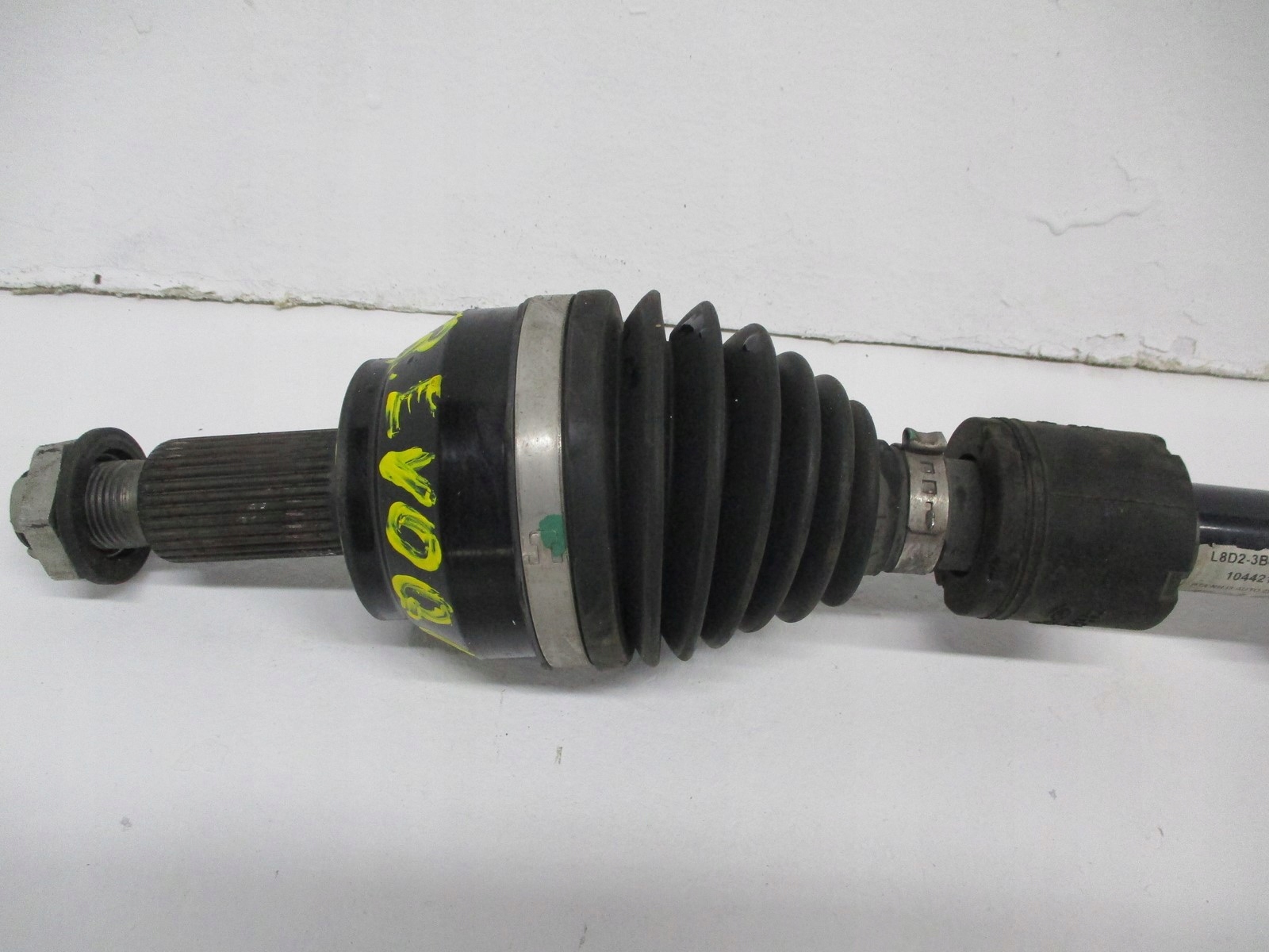 semi-axis right front RANGE ROVER EVOQUE II 1,5HYB L8D2-3B436-AD