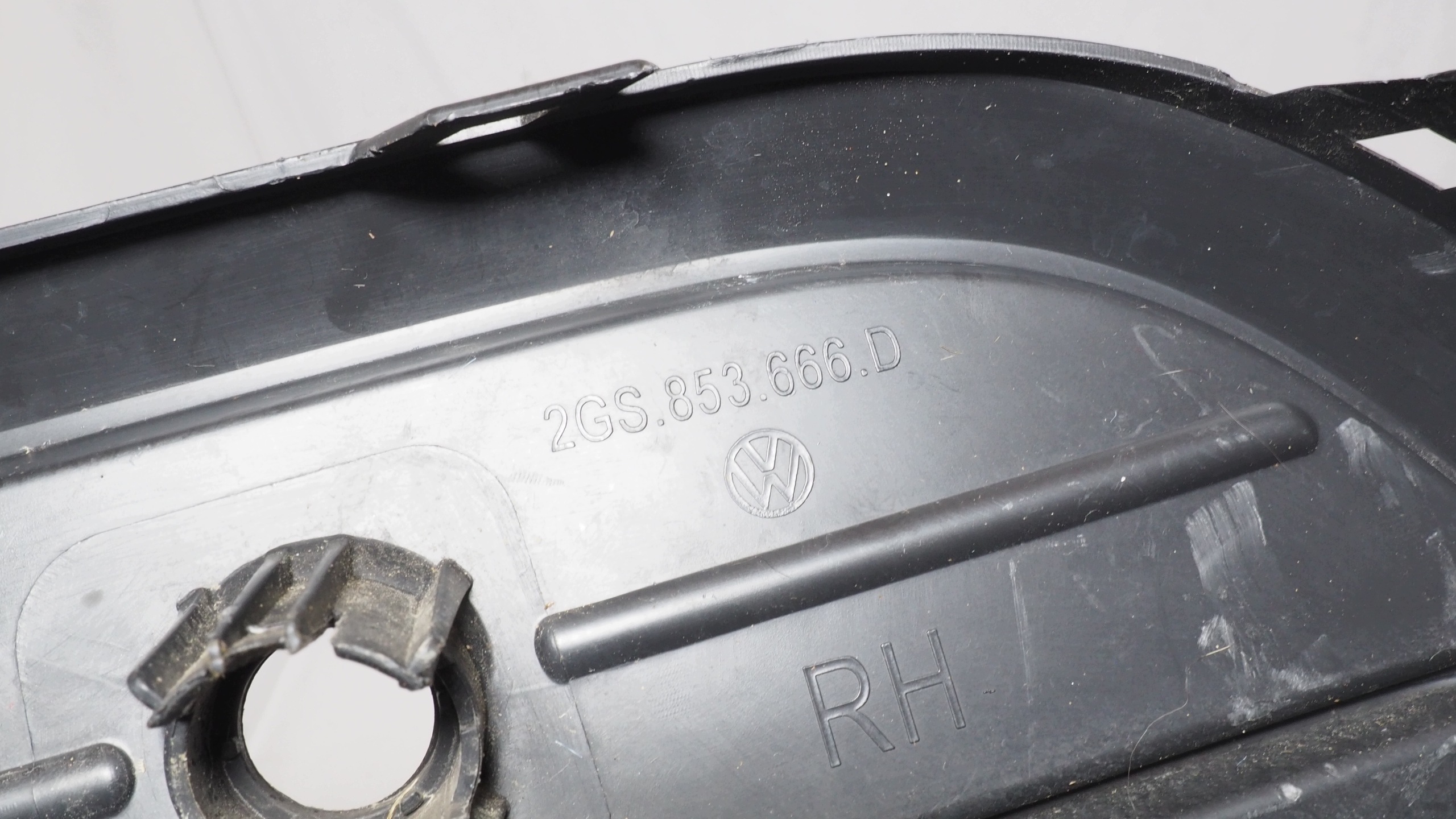 VW Polo VI lift grid of a bumper right front 2GS853666D
