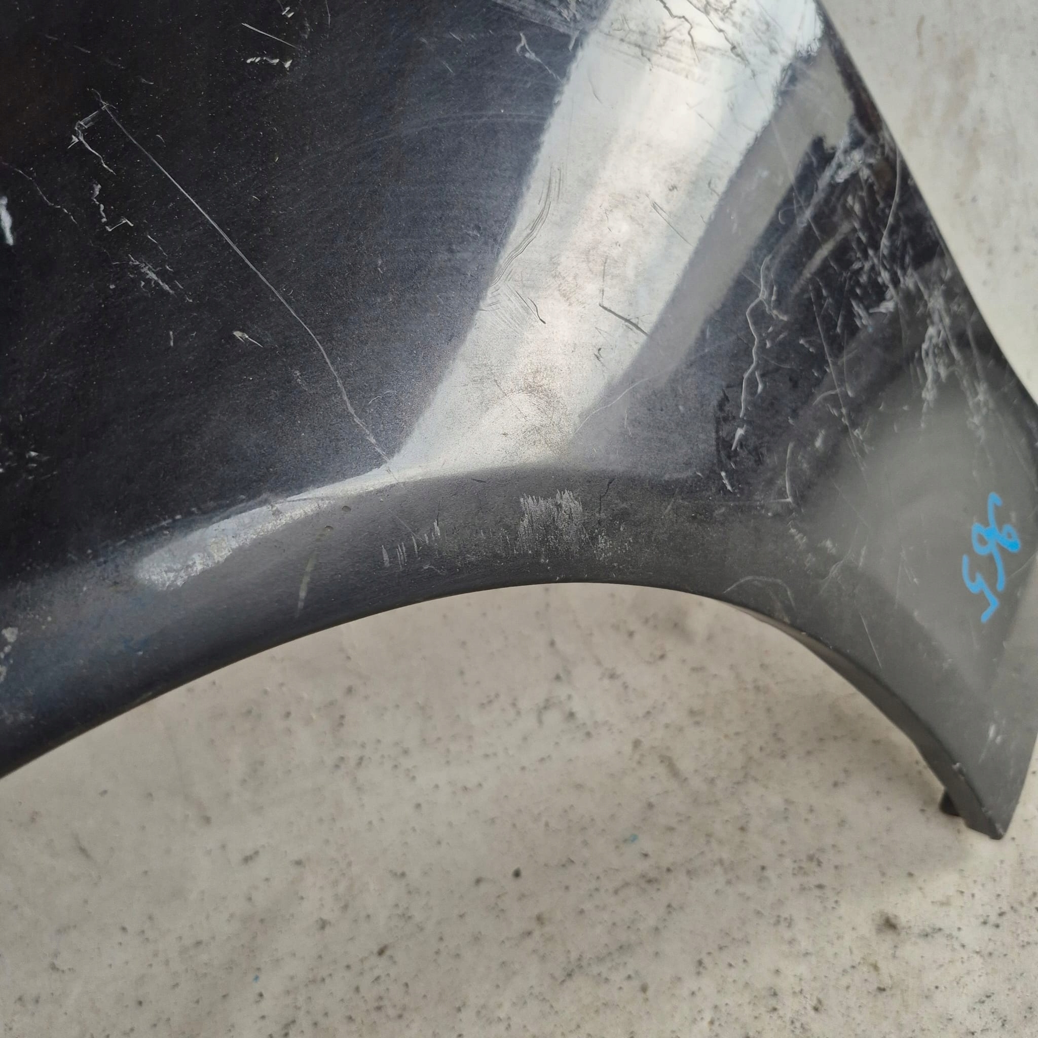 AUDI A4 B8 8K 07-11 blatník předek přední levý