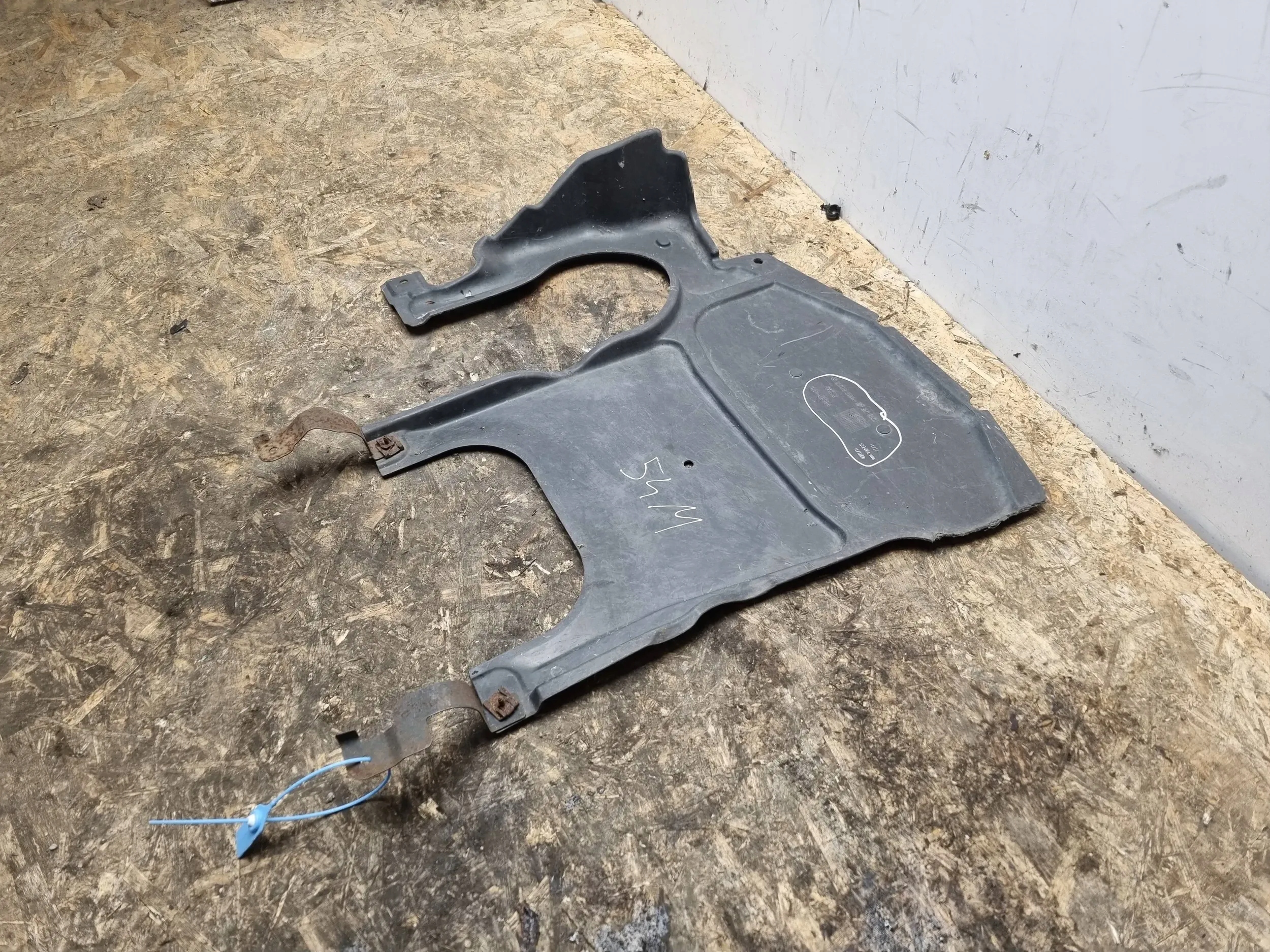 cover below engine A2035242930 MERCEDES W203
