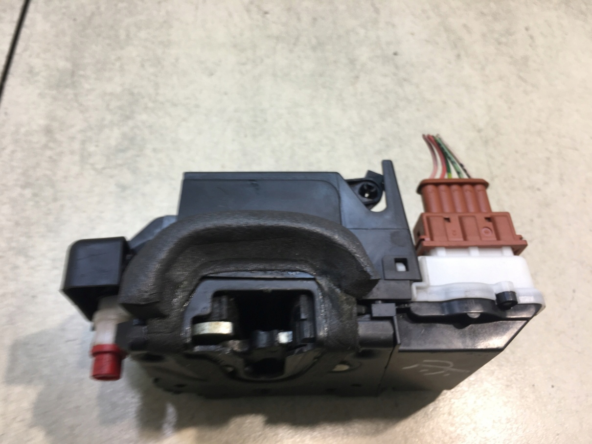 lock door right rear part PEUGEOT 607 5 PIN