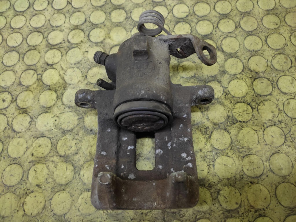 AUDI A3 8L caliper brake right rear part