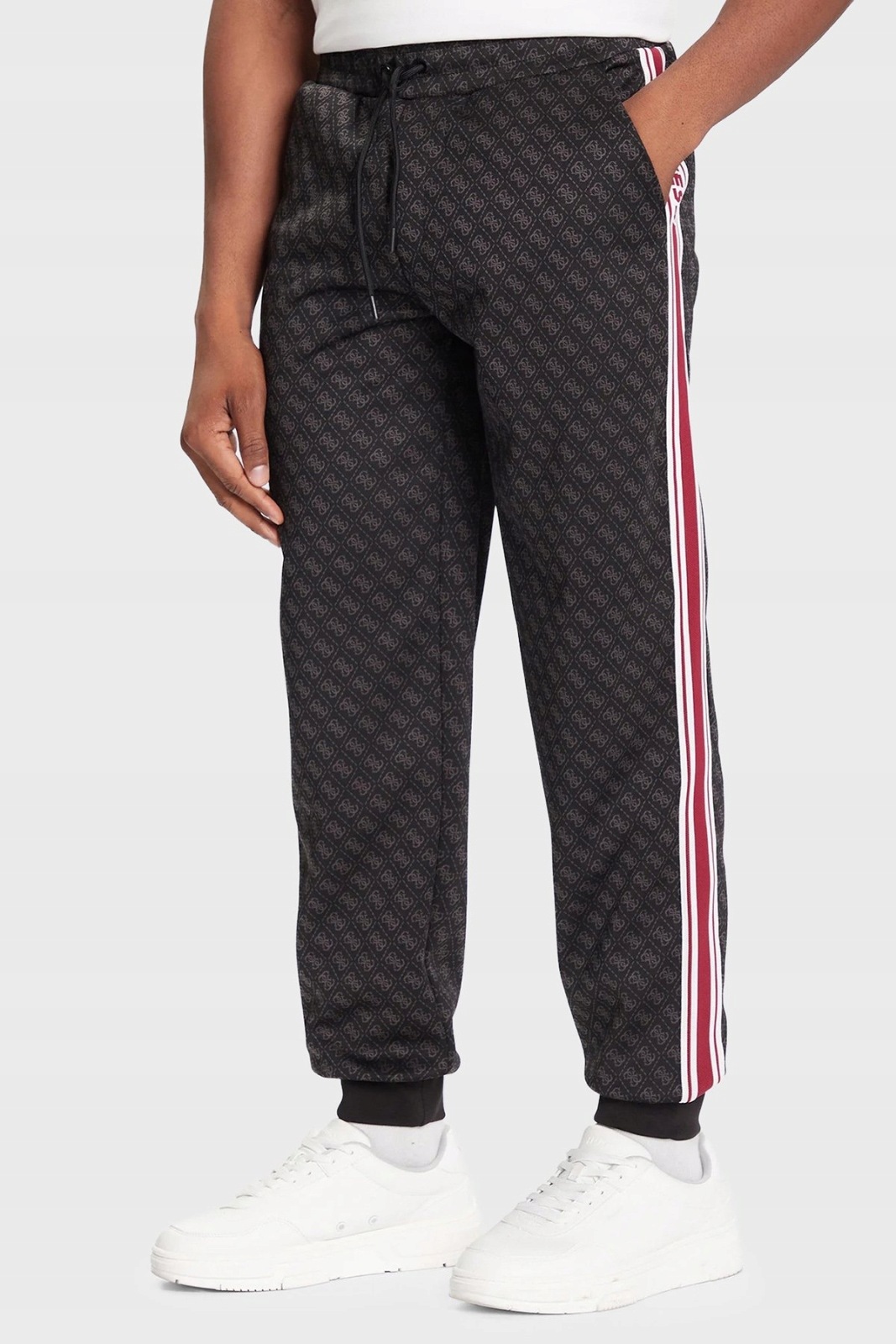 Pánske tepláky Guess Parimo 4G Cuffed Pant