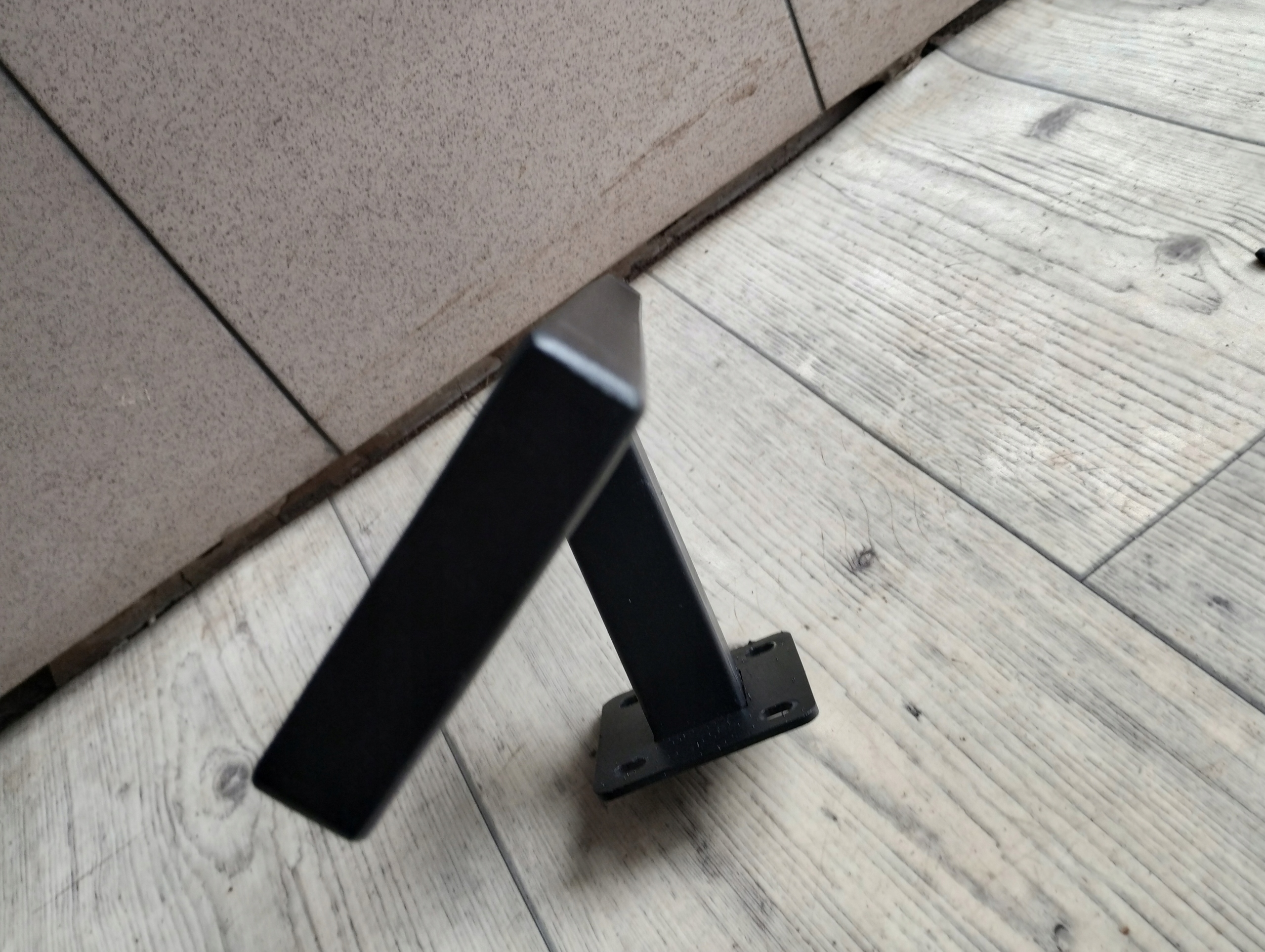 Podnóżek fryzjerski Metalowy EAN (GTIN) 6096228397330