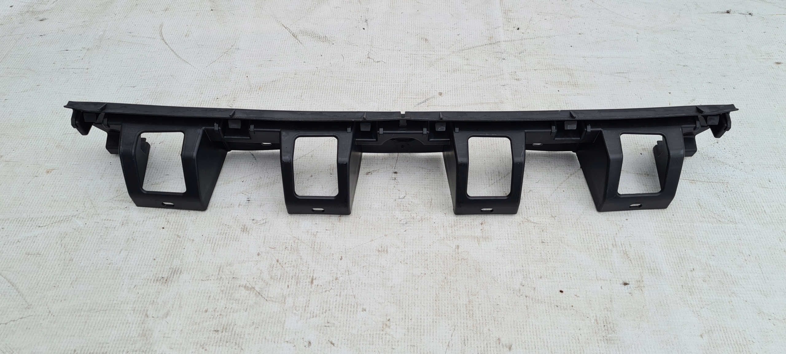FORD FIESTA MK8 ACTIVE SLIZG ZDERZAK TYLNY TYL Installation side Rear