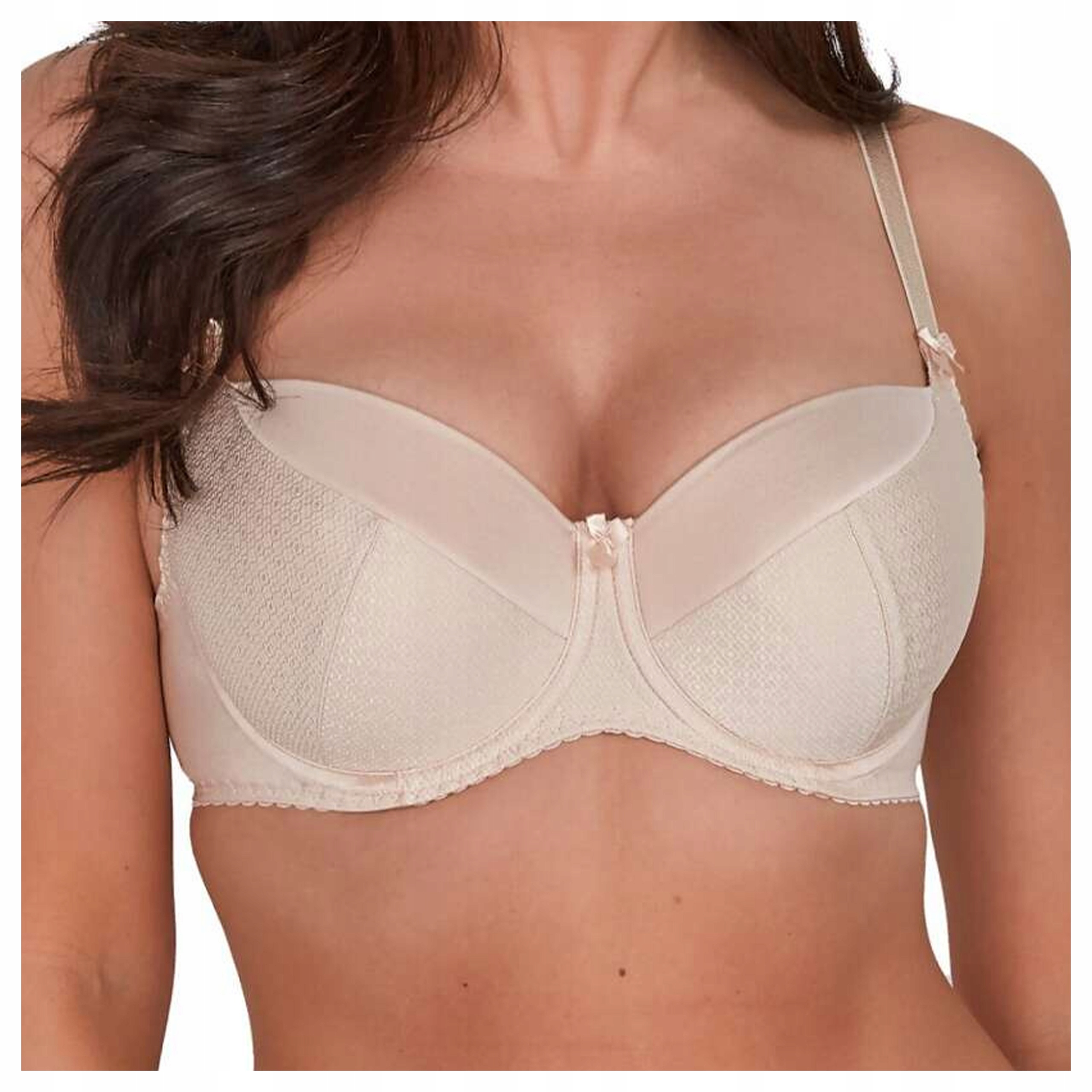 Klasická vyztužená podprsenka typu Full Cup s reliéfním vzorem Kate Béžová 90C