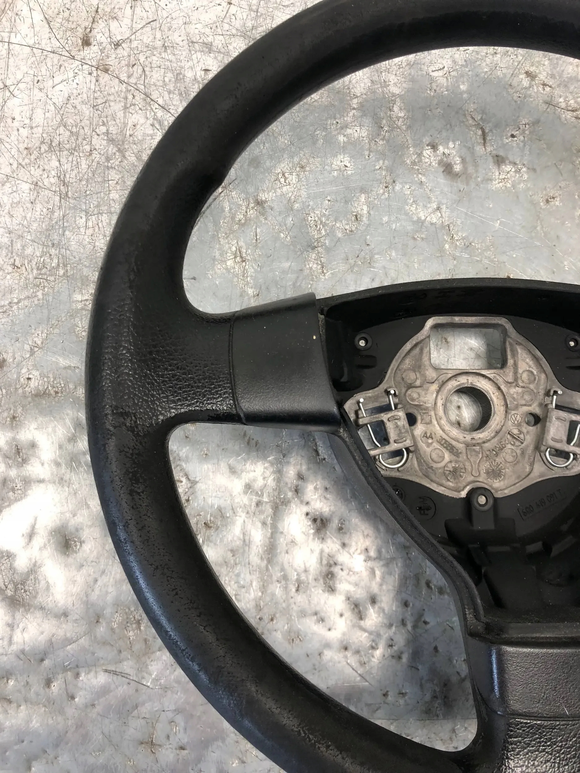 lenkrad PIANKA VW POLO IV 6Q0419091T