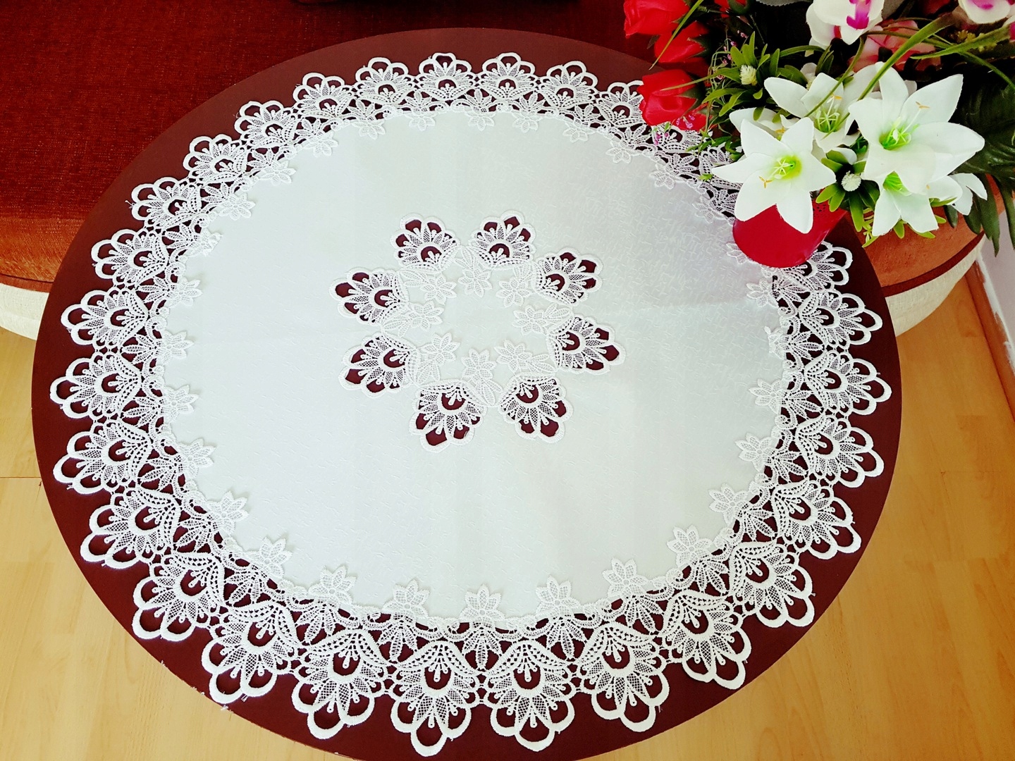 

Bieżnik biały 85 x 85 cm fi gipiura koło
