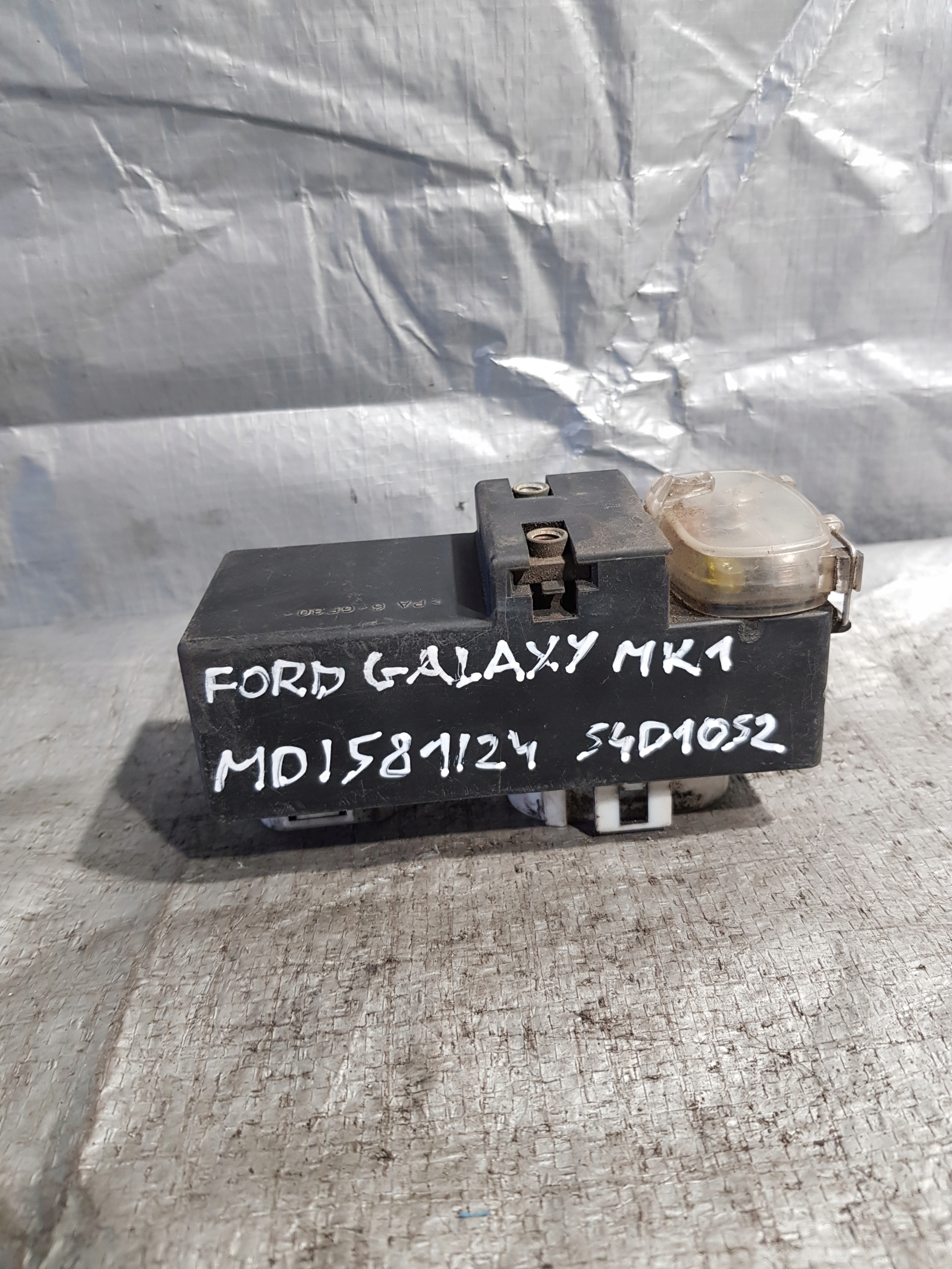 Bedienteil WENTYLATOROW FORD GALAXY MK1 95-00 7MO000317
